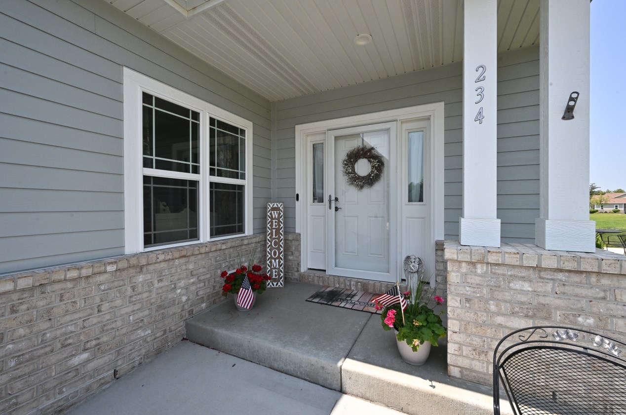 234 Oak Hill Cir #79, Lyons, WI 53105