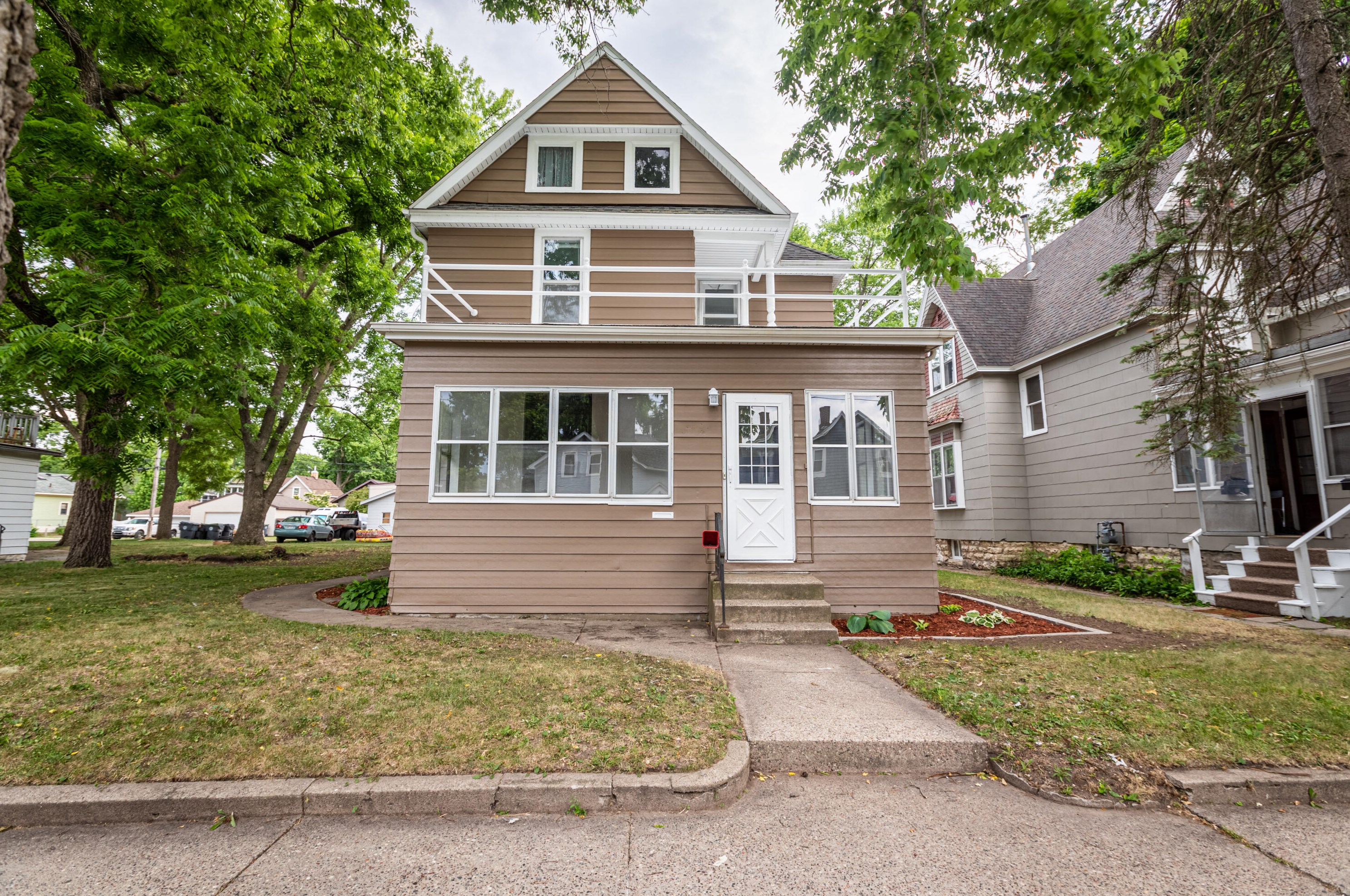 1610 Market St, La Crosse, WI 54601