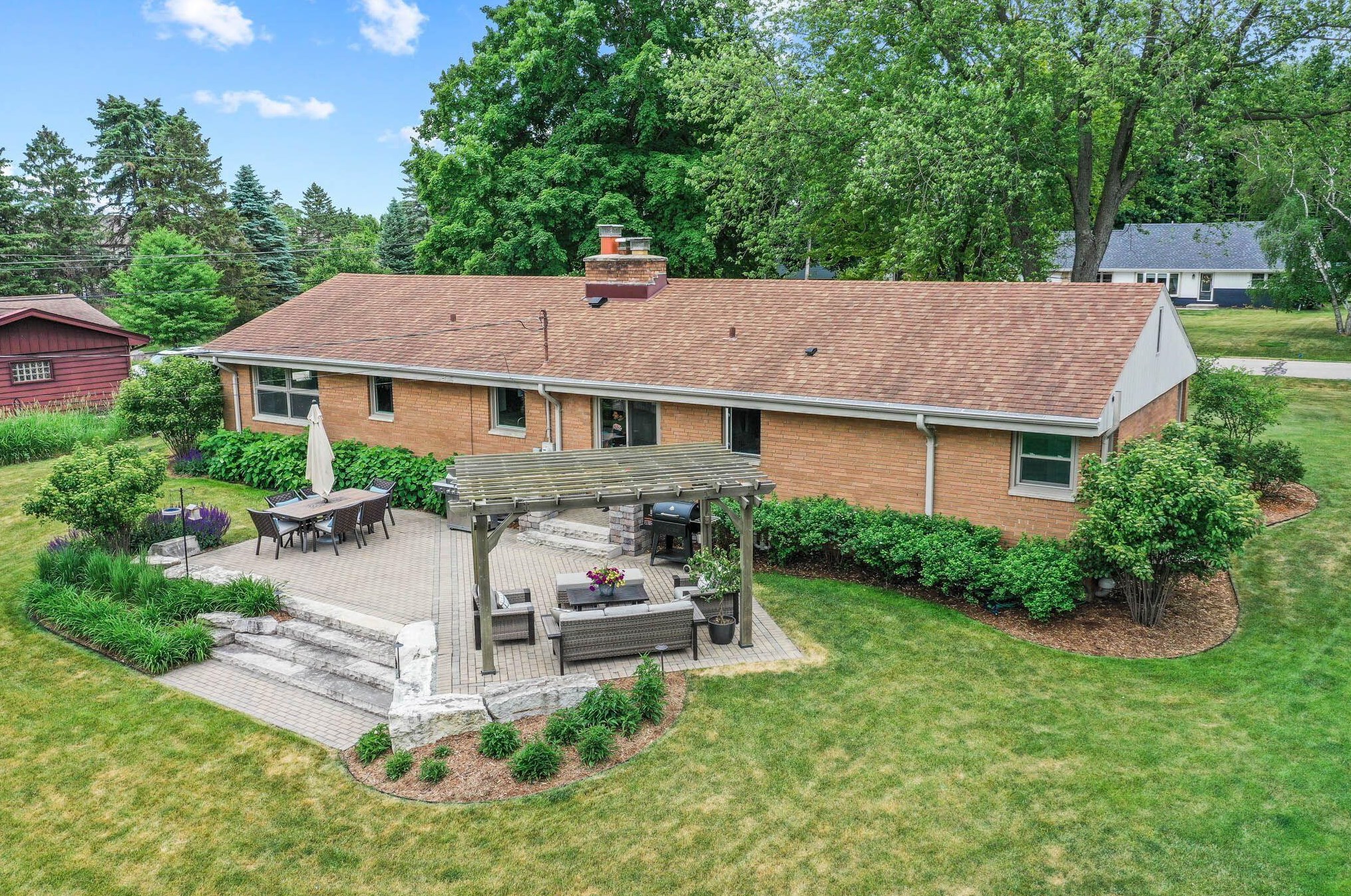 17350 Evergreen Ct, Brookfield, WI 53045-2809