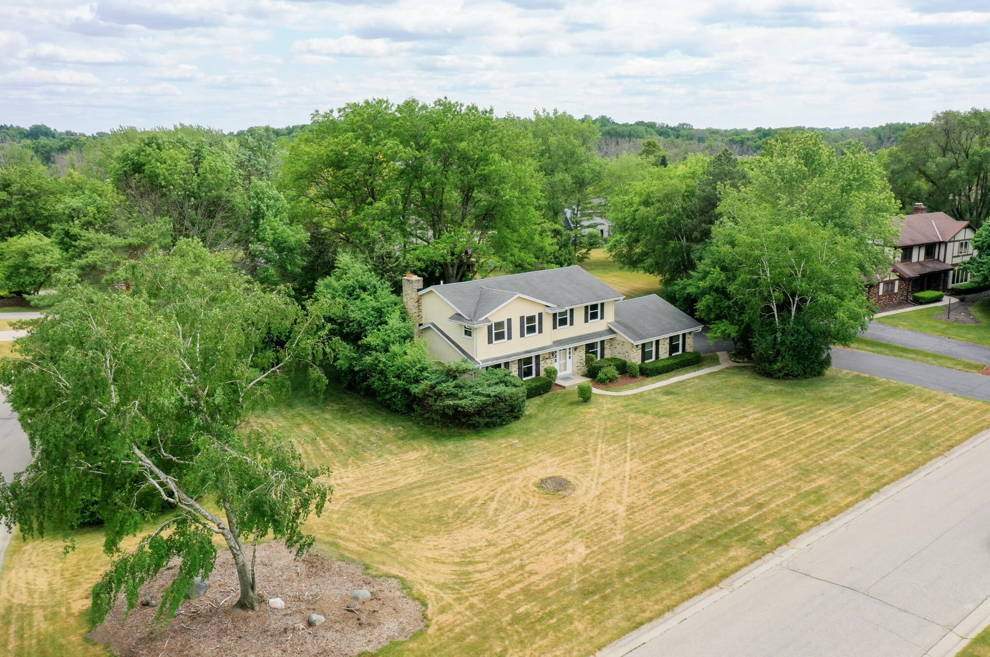 21345 Partridge Ct, Brookfield, WI 53045