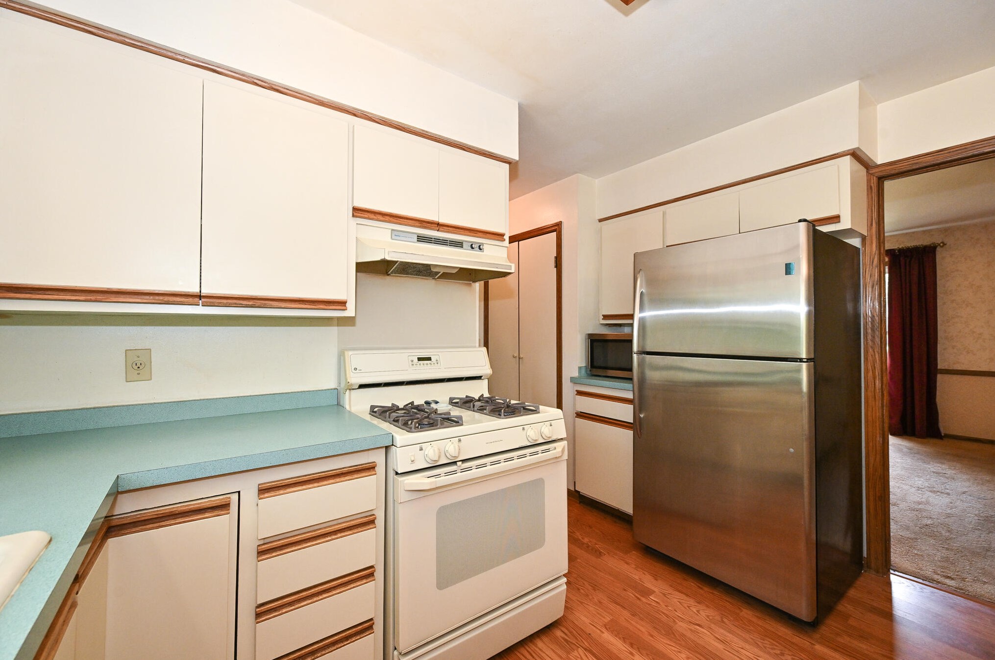 21345 Partridge Ct, Brookfield WI  53045-4746 exterior