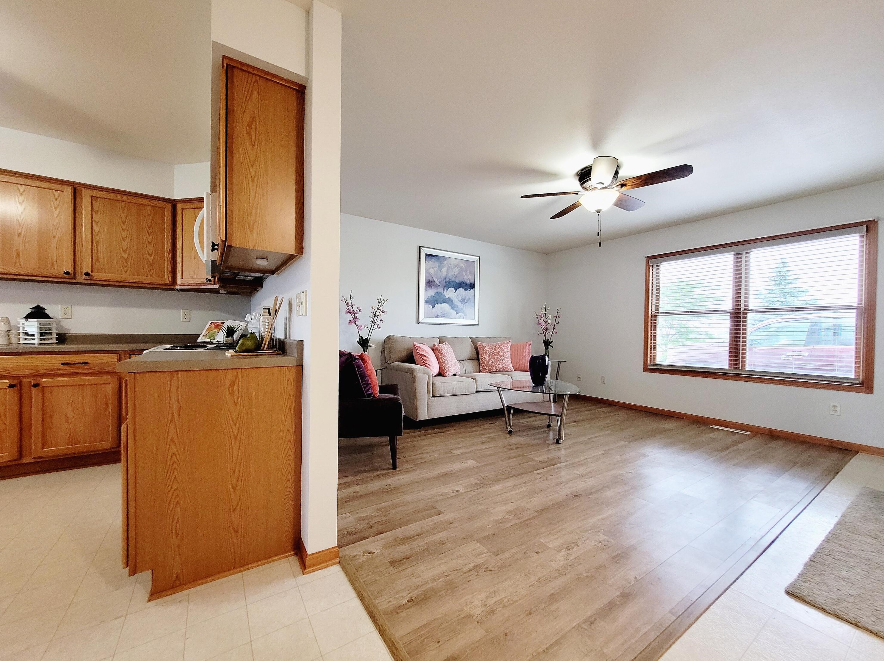 1610 53rd Dr, Union Grove, WI 53182-9333