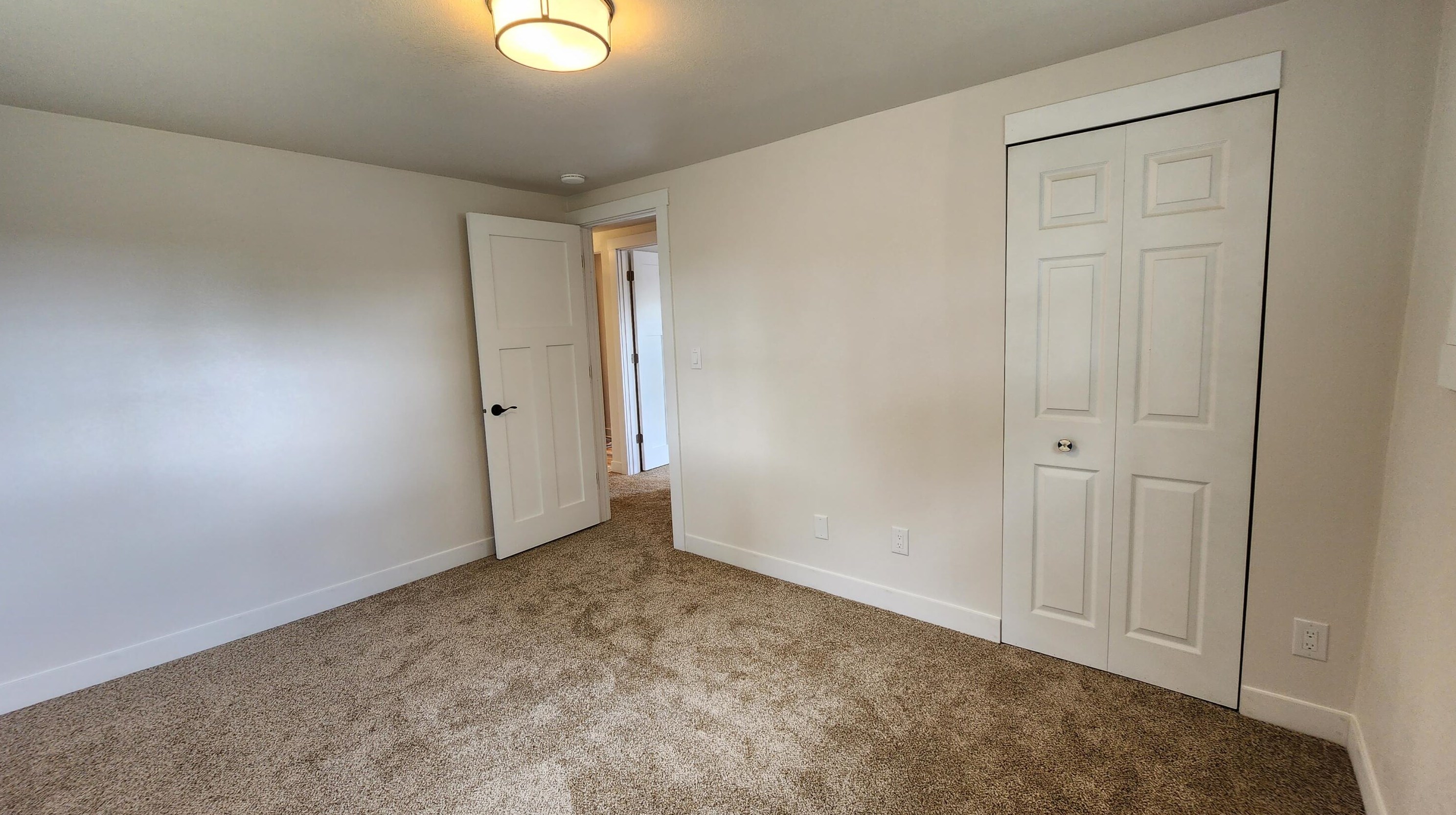 4209 Central Blvd, Delavan WI  53115-3328 exterior