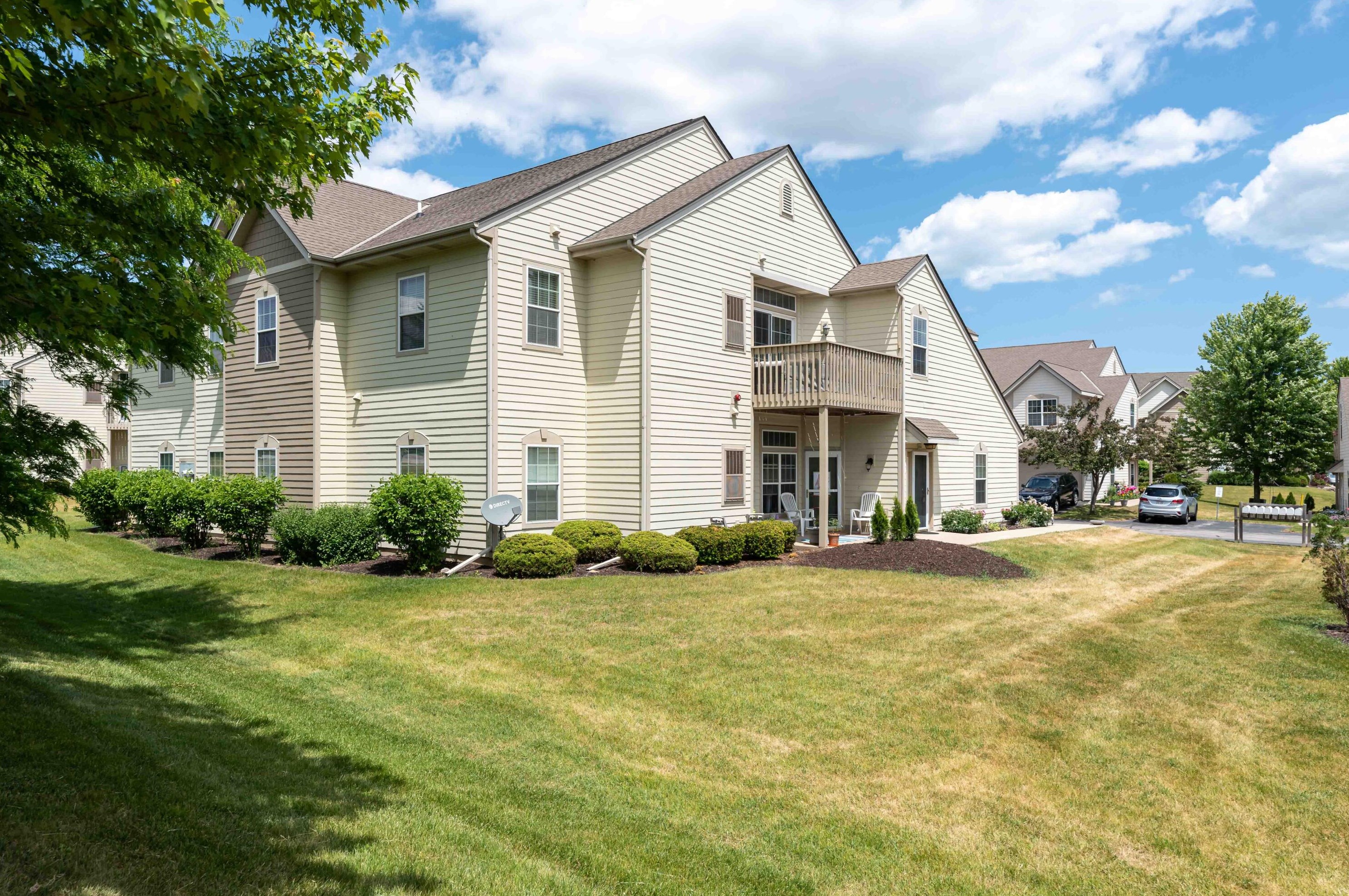 8541 S Stratford Rd, Oak Creek, WI 53154