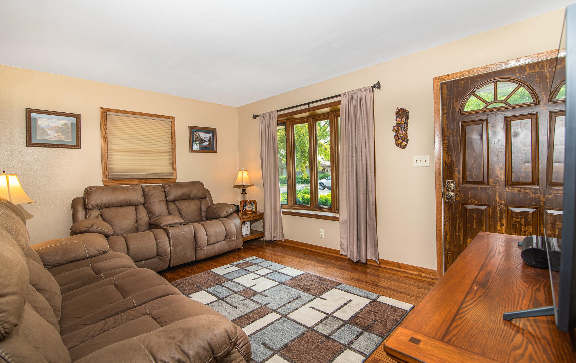 2712 Fleetwood Dr, Racine, WI 53403-3712