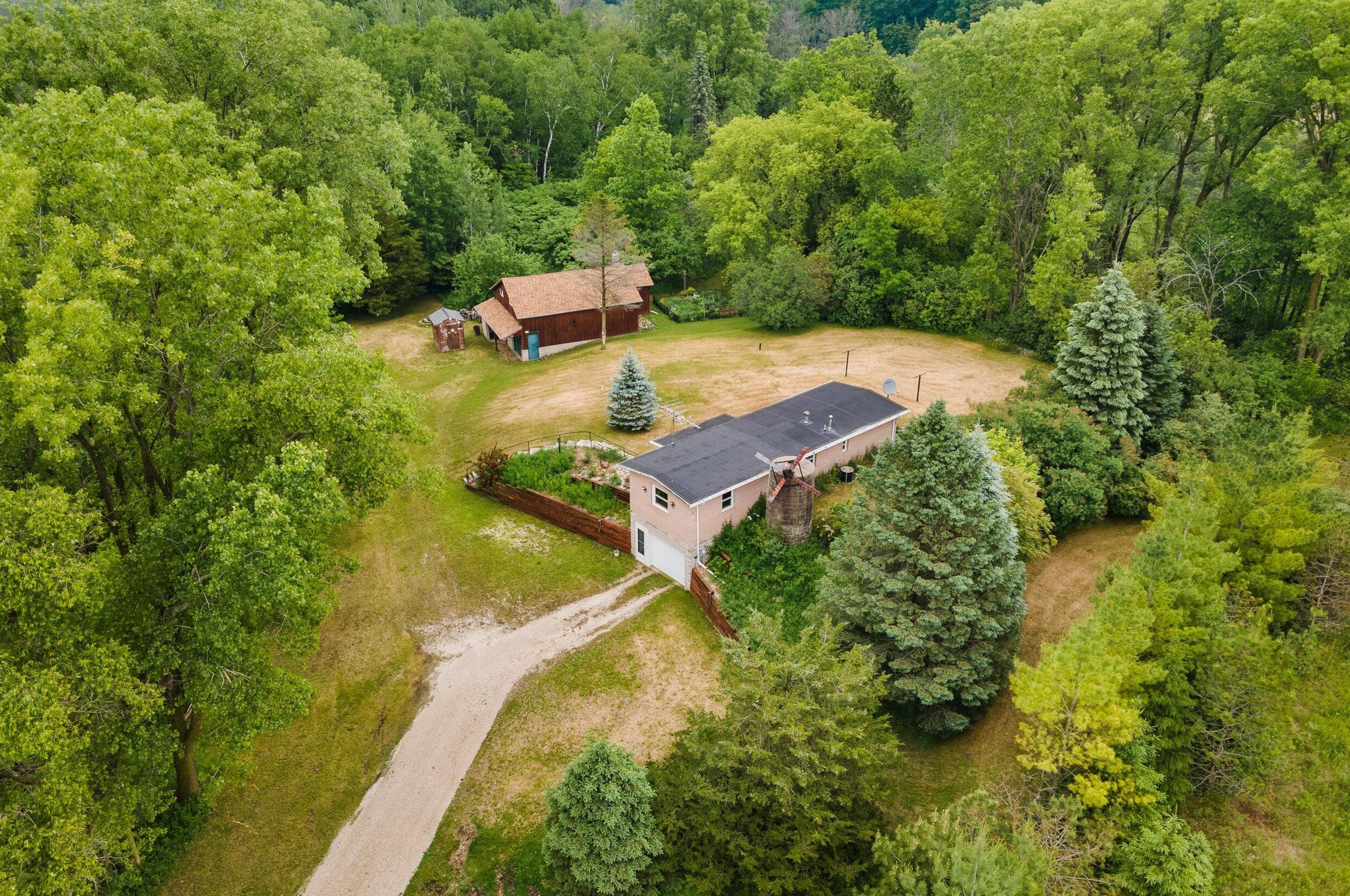 10815 Steinthal Rd, Kiel, WI 53042-2855