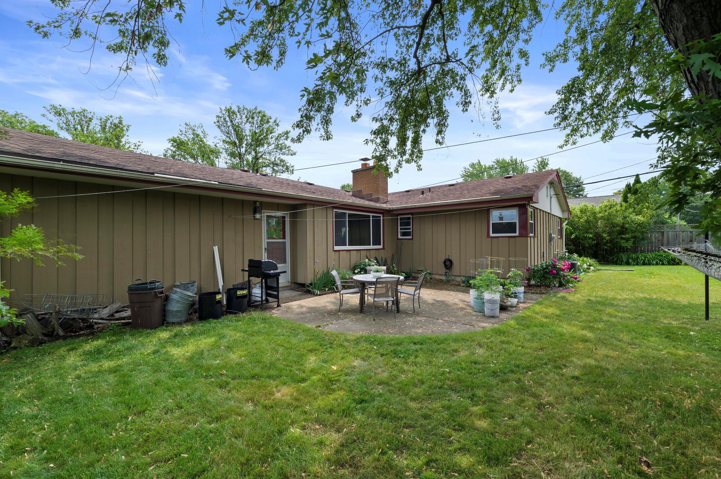 4617 109, Milwaukee WI 53225-4405 exterior