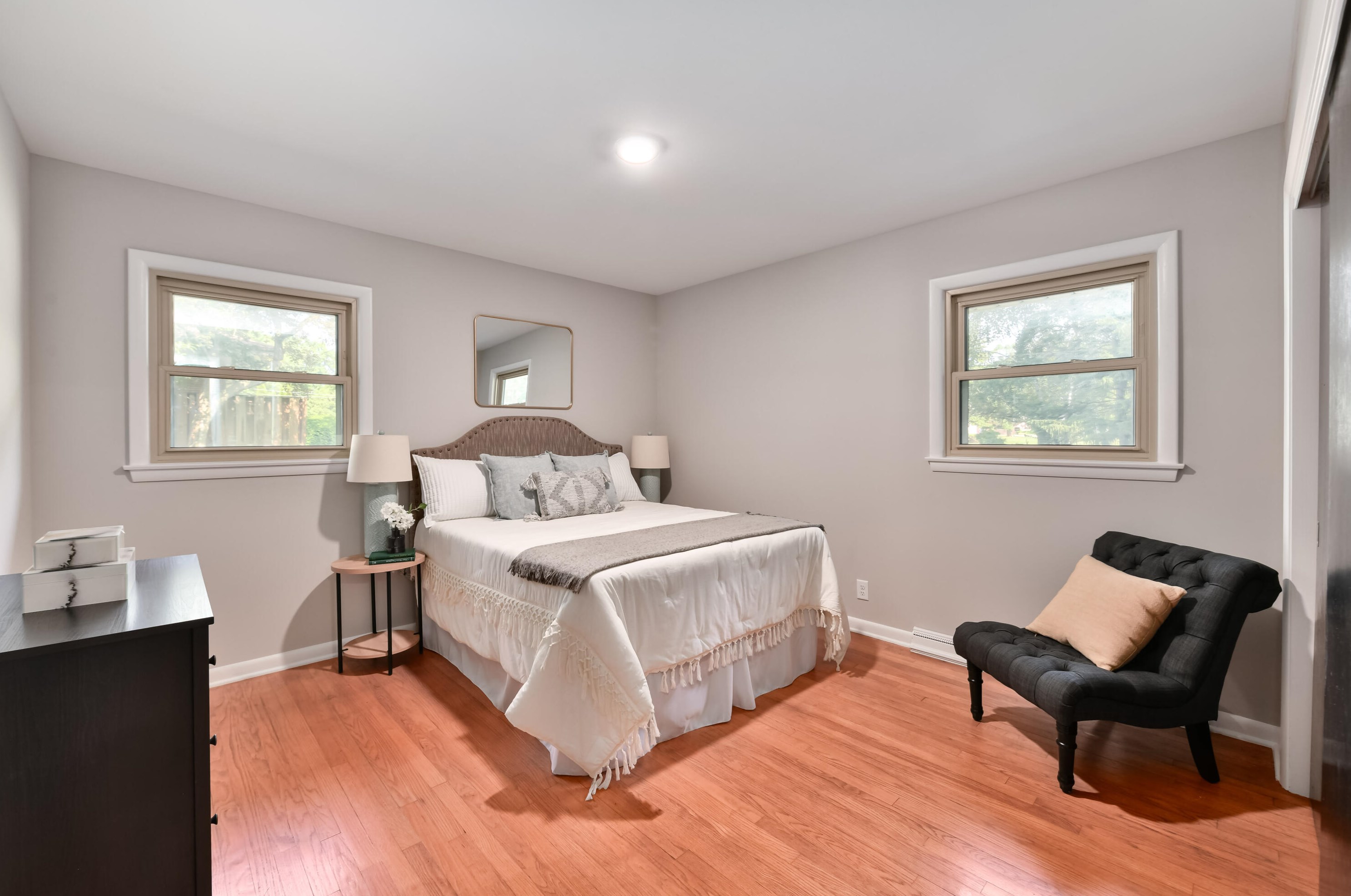 14140 Regis St, Brookfield WI  53005-1657 exterior