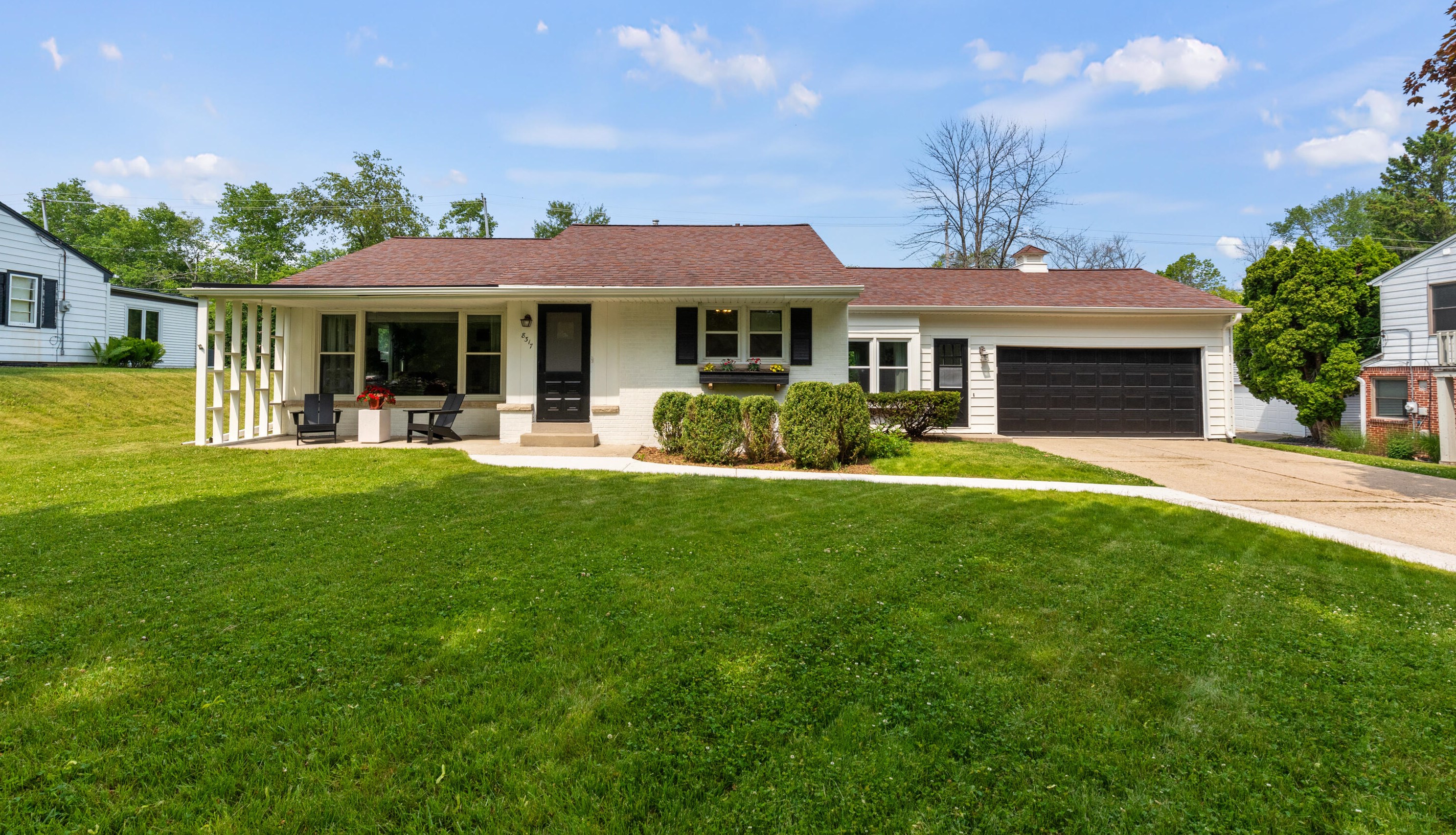 8317 Poplar Dr, Milwaukee WI  53217-2827 exterior