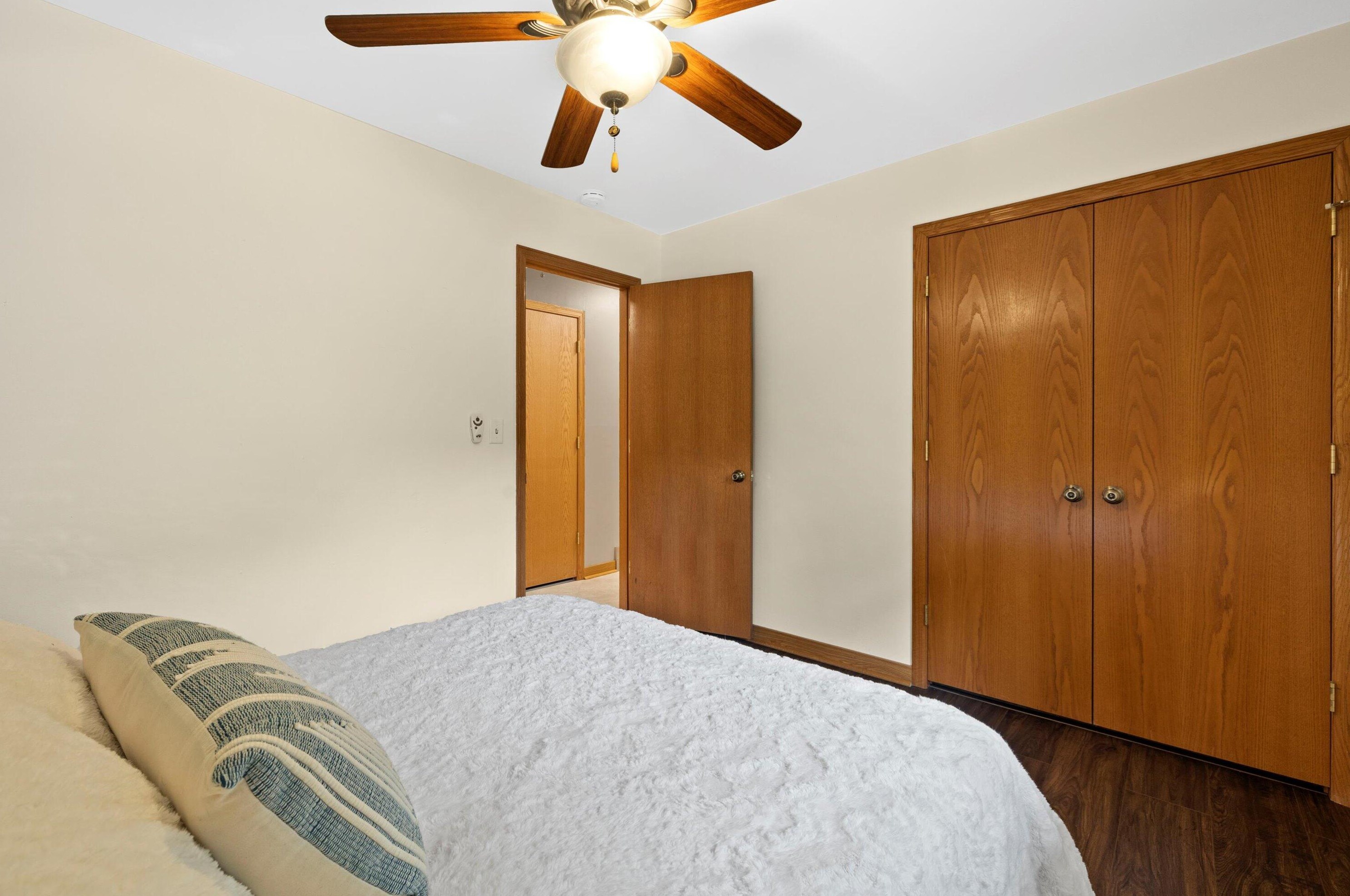 11641 Rawson Ave, Hales Corners WI  53132-1650 exterior