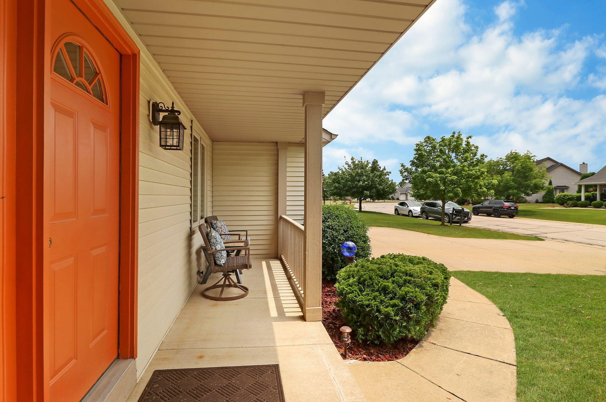 10210 80th St, Kenosha, WI 53158