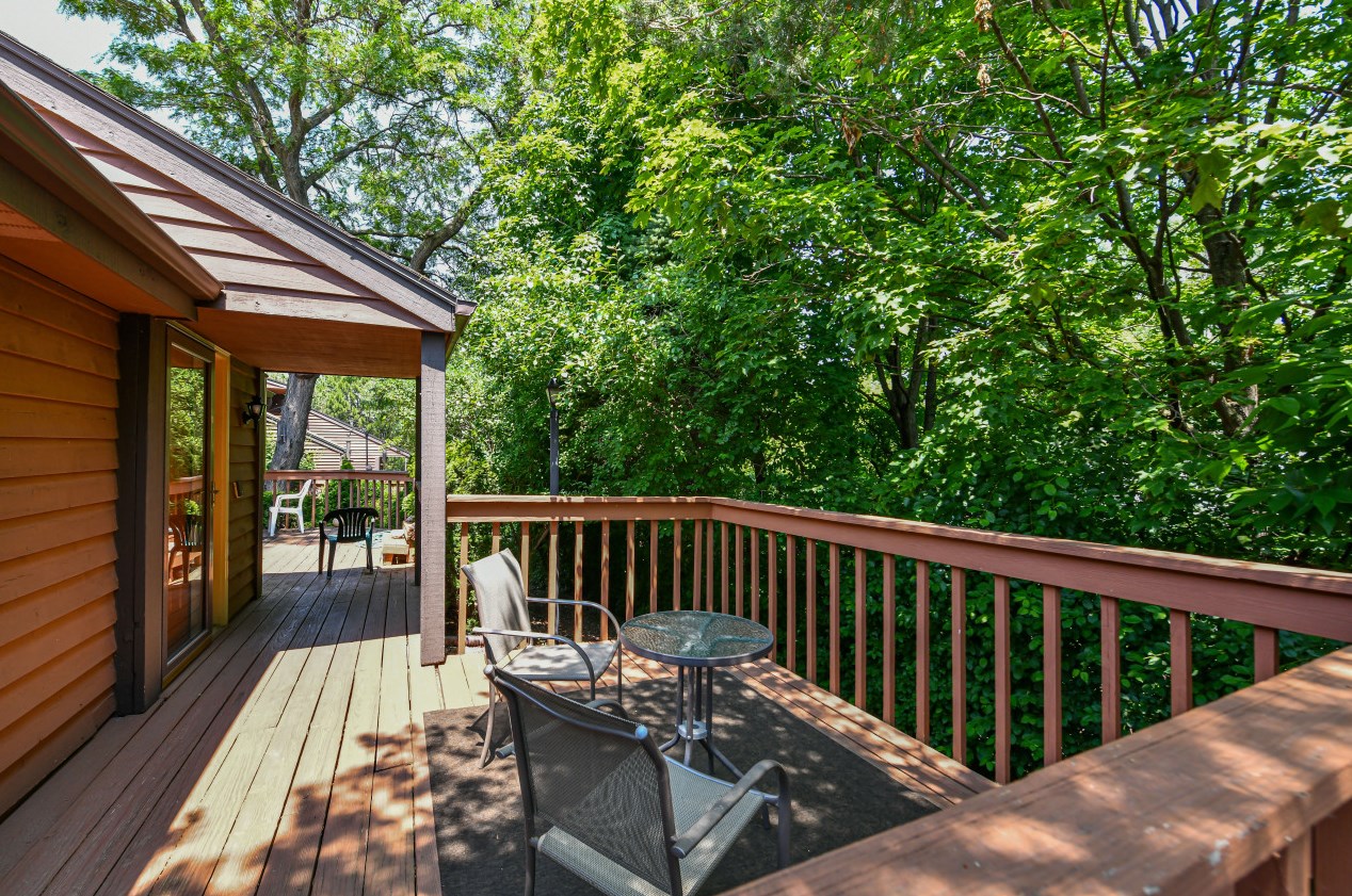 4256 Ridgewood Ln, Milwaukee WI  53221-1094 exterior