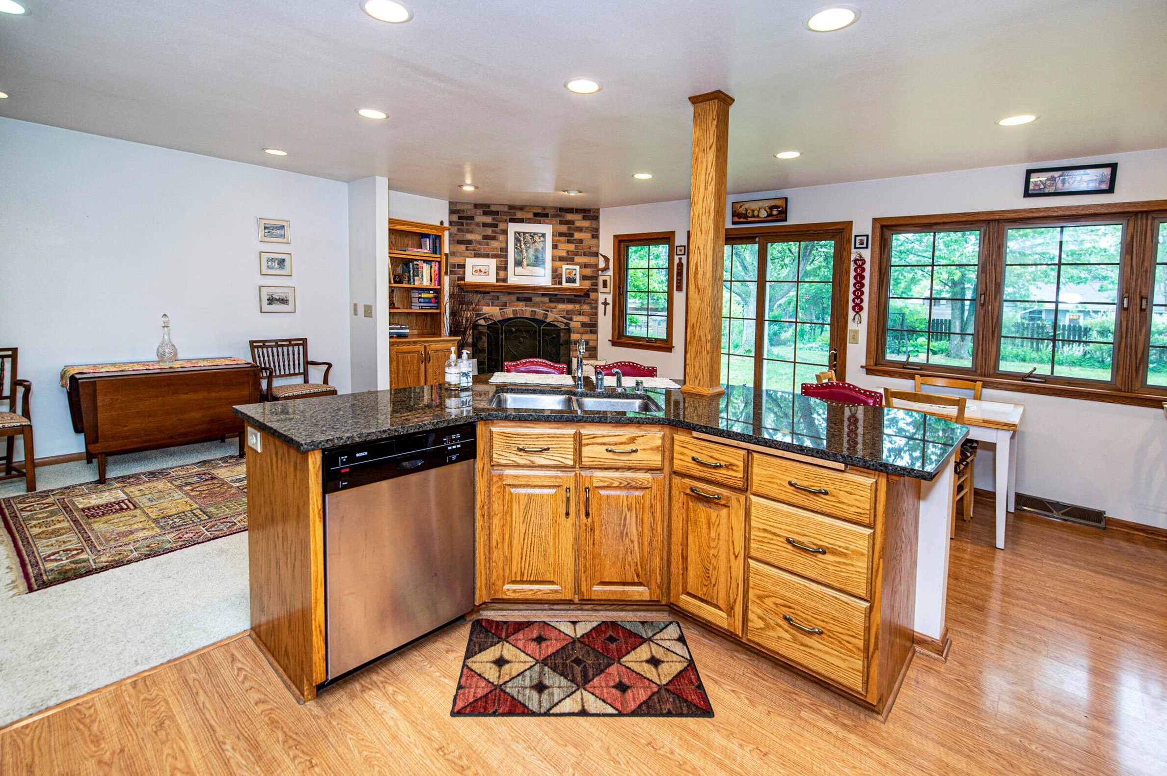 1765 Hickory St, South Milwaukee, WI 53172-1015