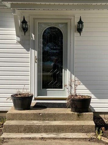 8616 Lakeshore Dr, Kenosha, WI 53158