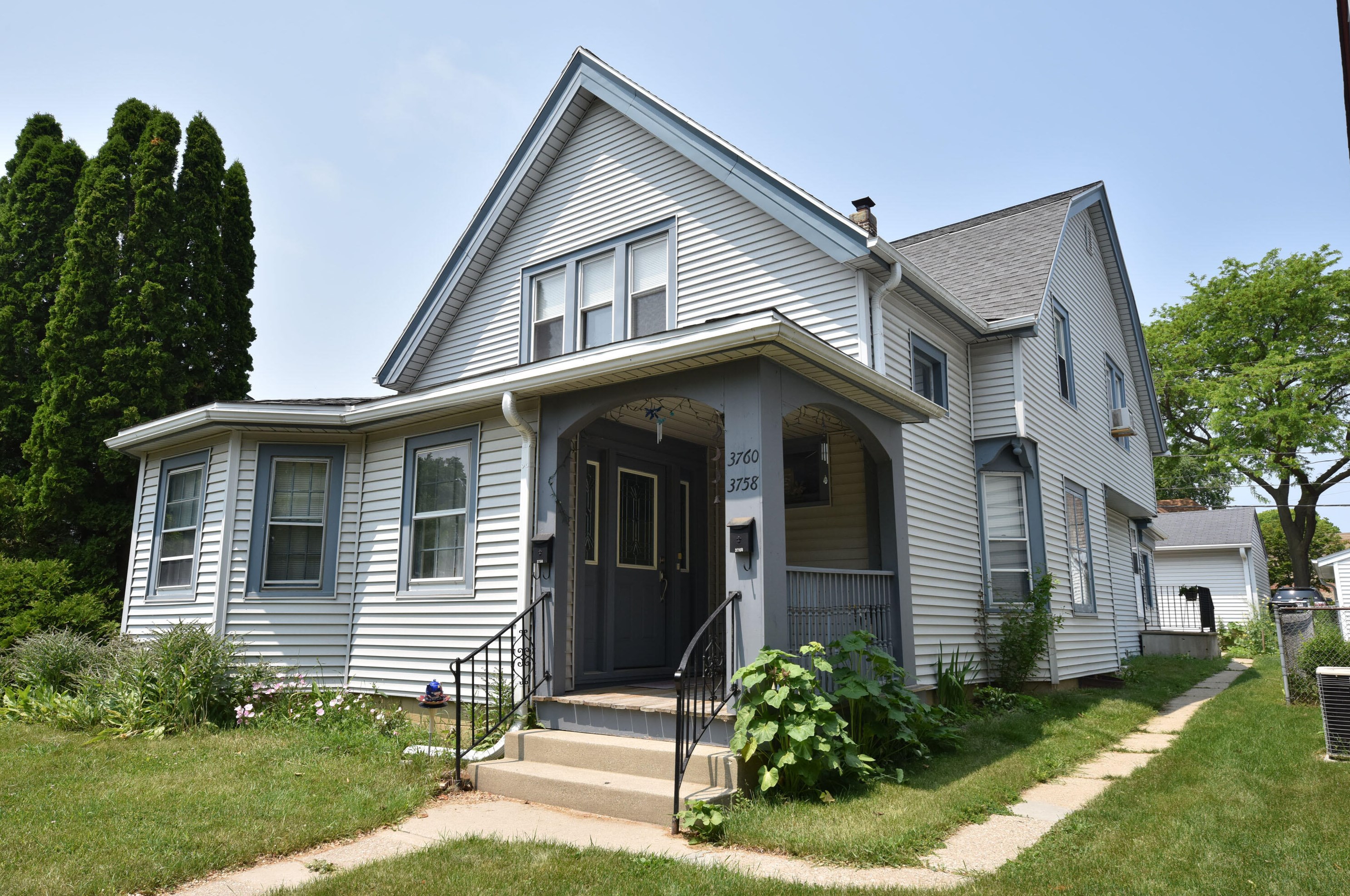 3758 E Plankinton Ave #3760, Cudahy, WI 53110