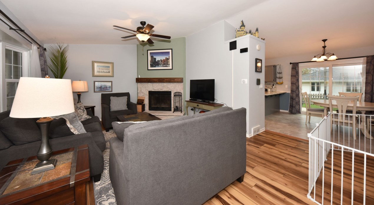 1330 Sumac Ct, Port Washington, WI 53074