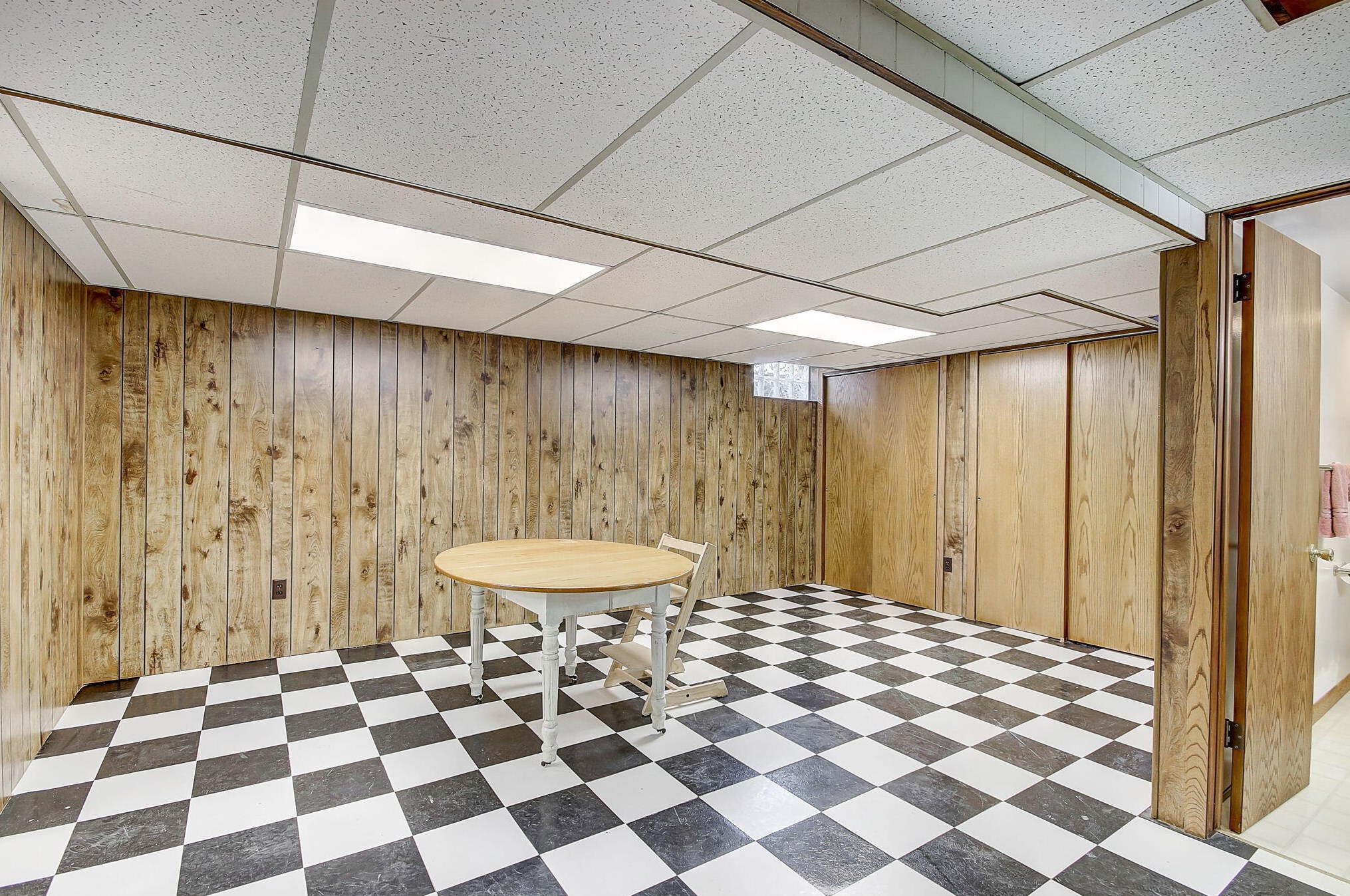 1127 Sheraton Dr, Racine WI  53402-3340 exterior