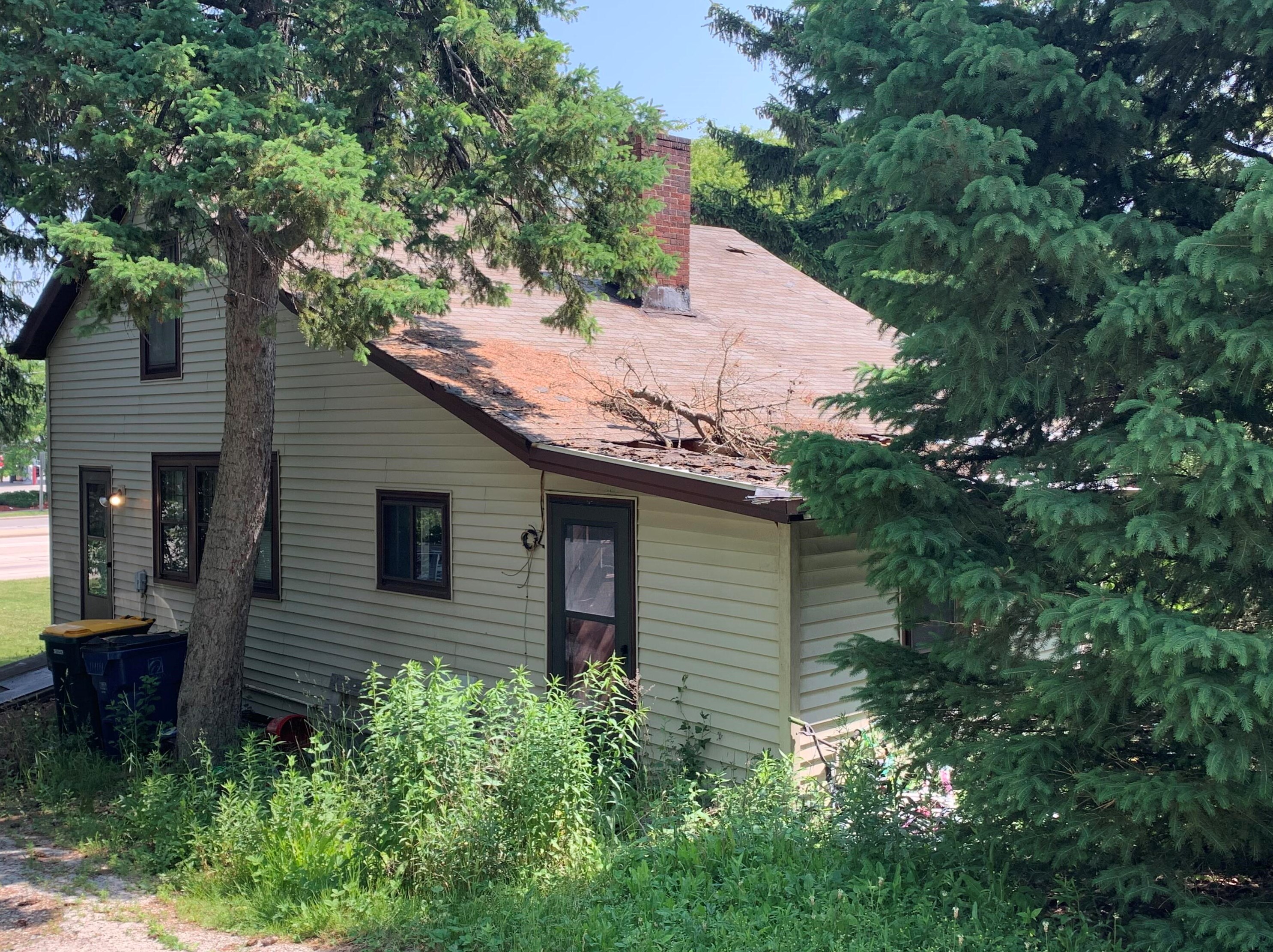 119 College Ave, Oak Creek, WI 53154-1140