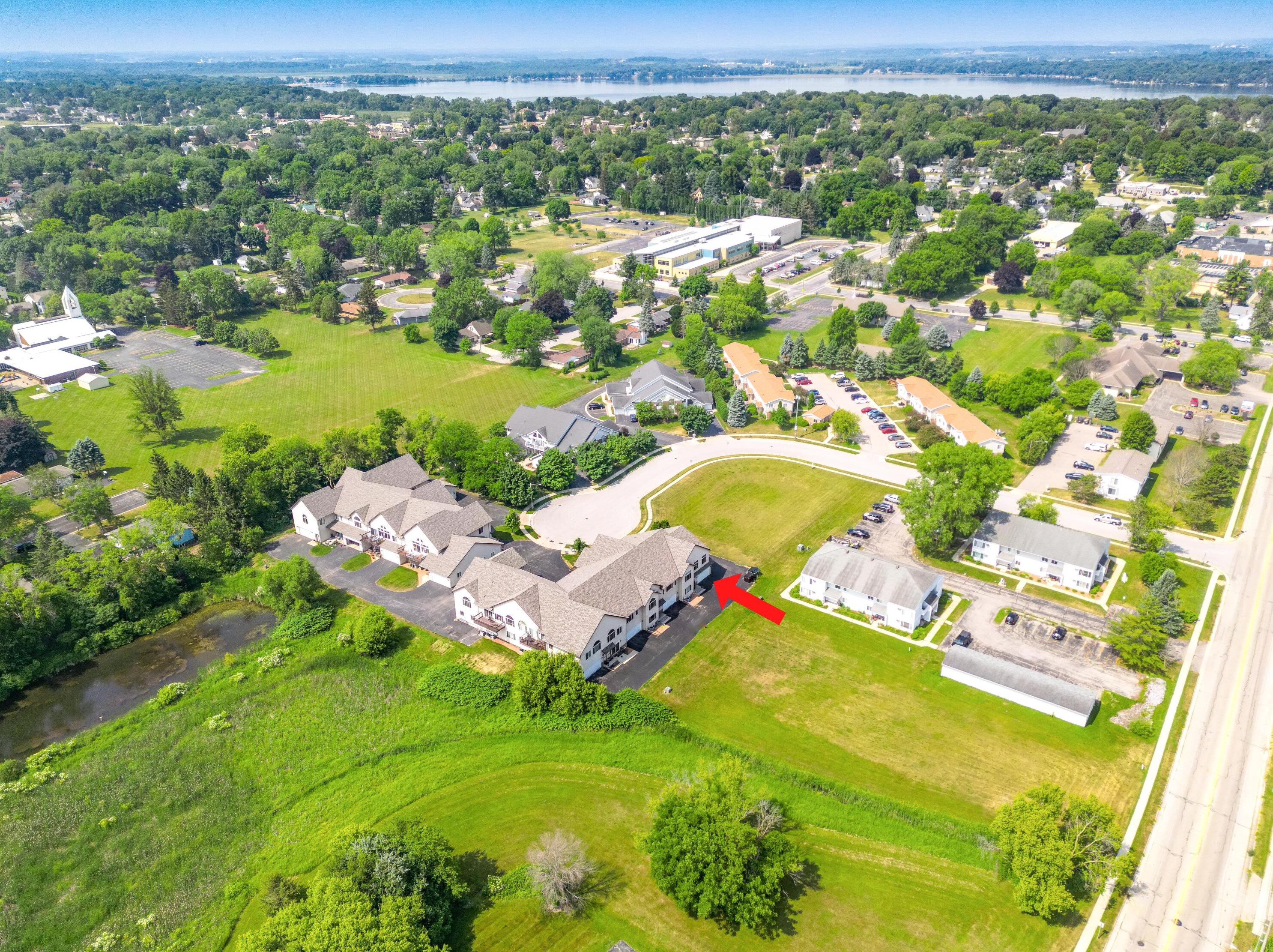 736 Cherokee Path, Lake Mills, WI 53551