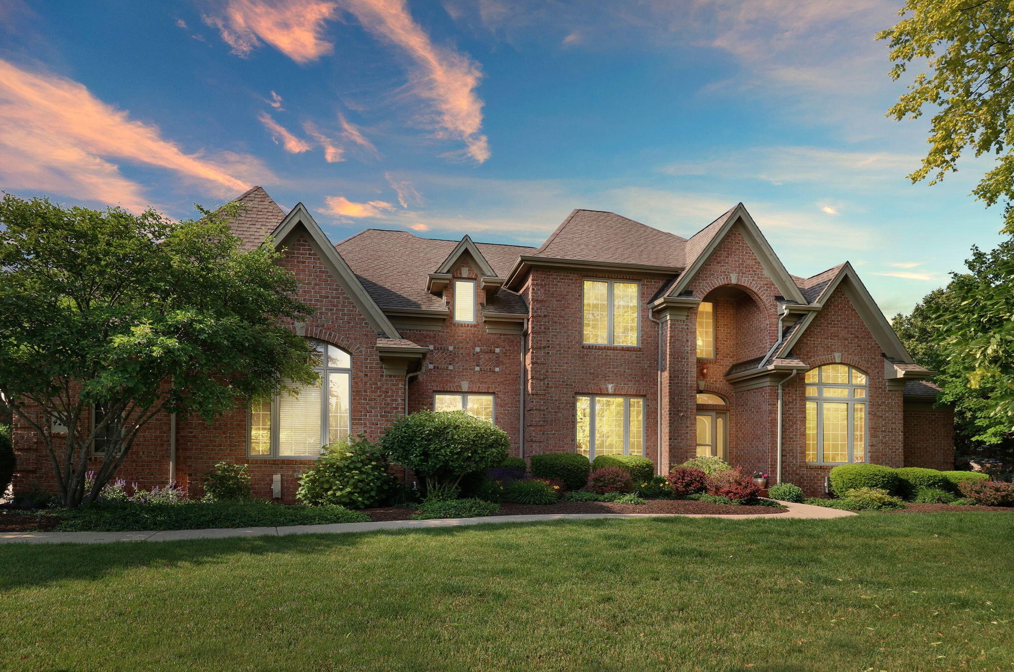 4230 95th St, Kenosha, WI 53158