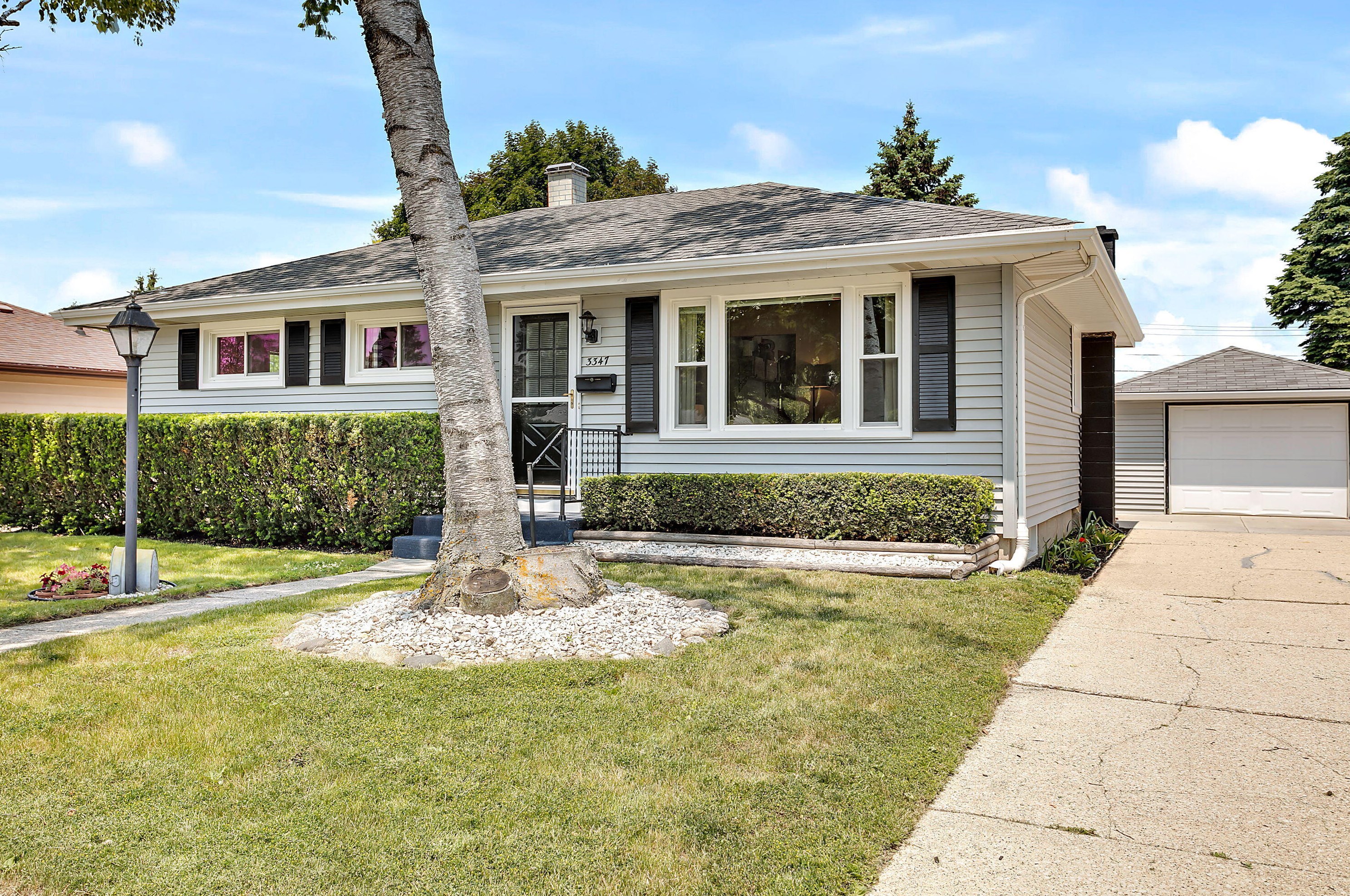 3347 Drexel Ave, Racine WI  53403-3709 exterior
