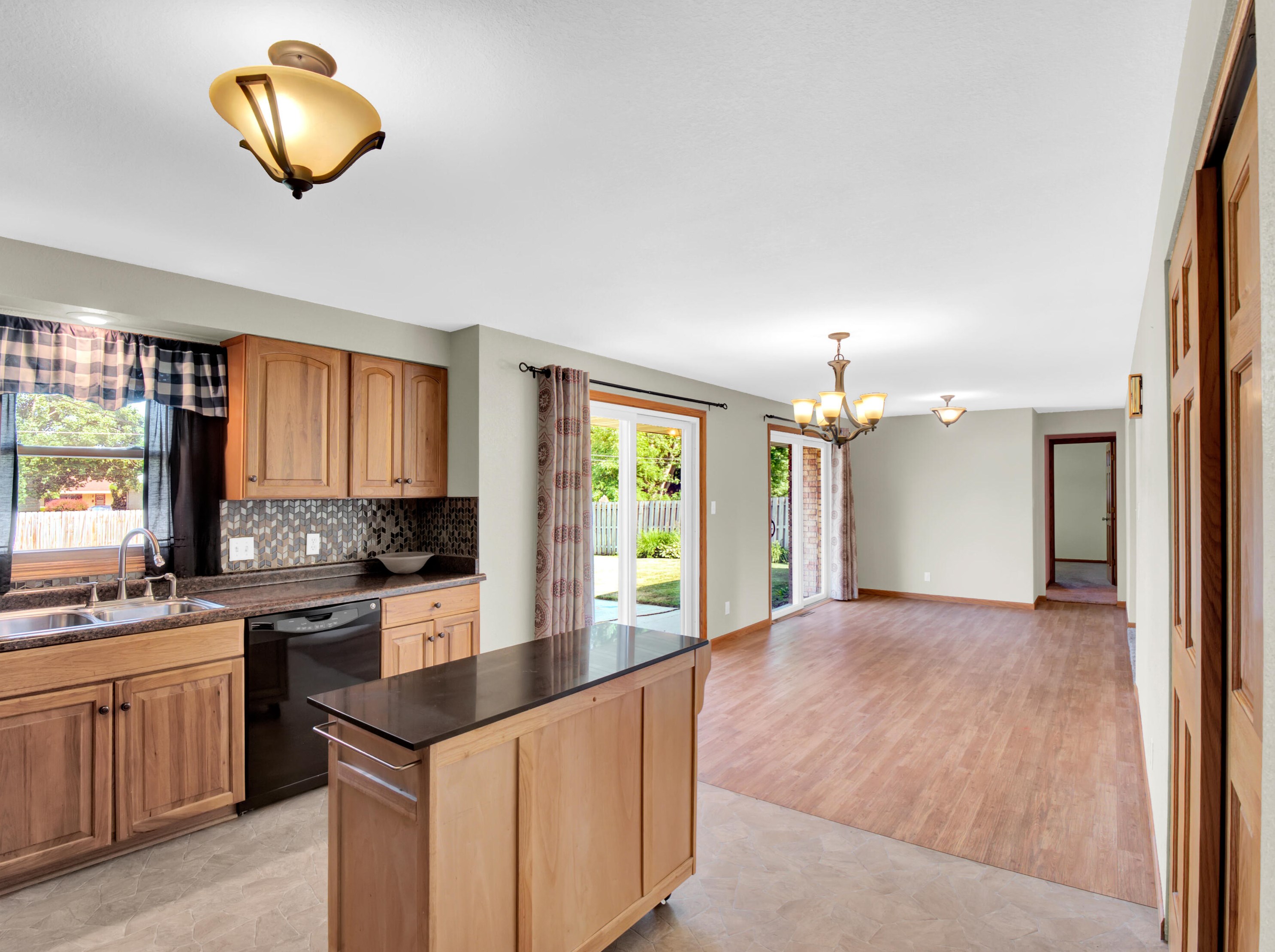 2323 N 25th St, Sheboygan, WI 53083