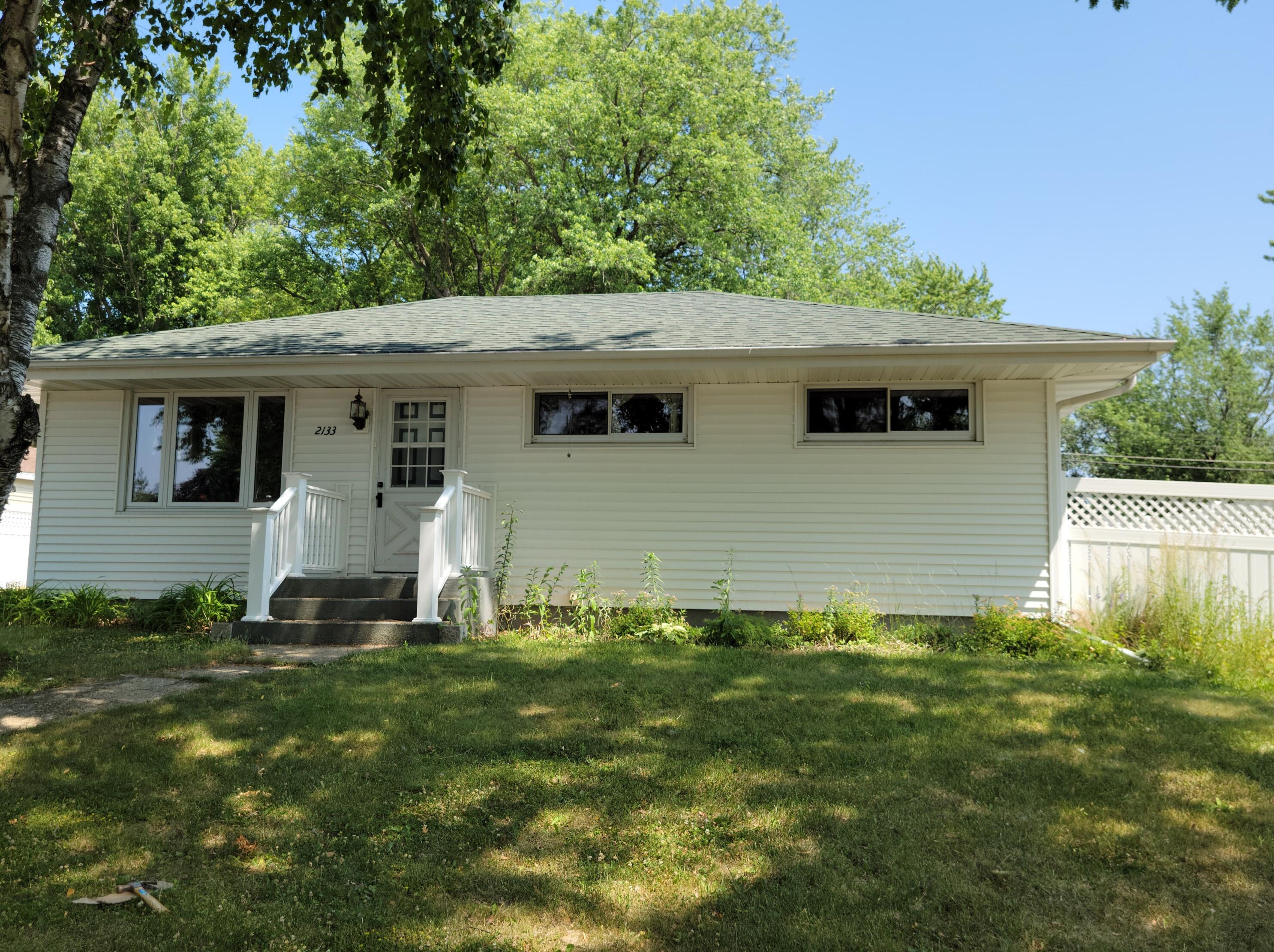 2133 Mildred St, Beloit, WI 53511-4837