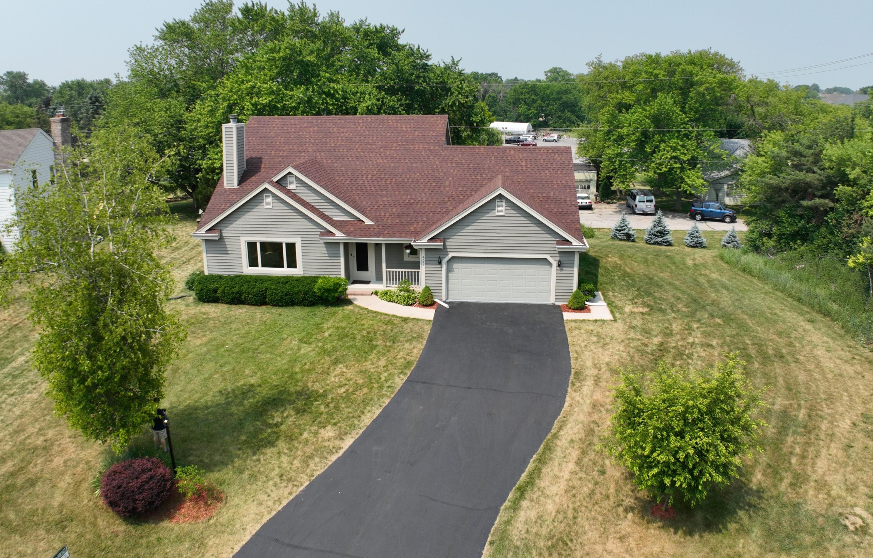 4795 Old Church Rd, Brookfield, WI 53045