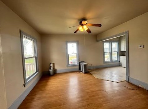 87 Riverside Dr, Racine, WI 53404-3417