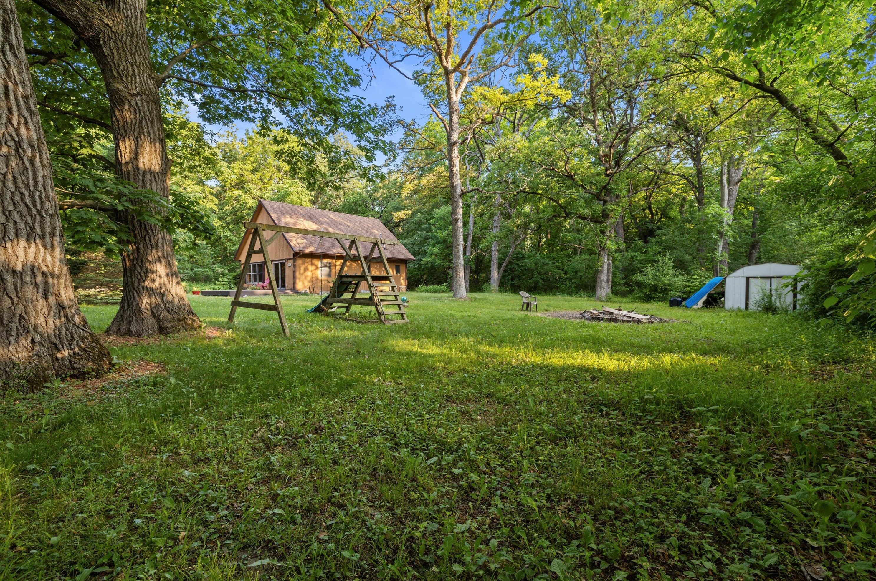 23500 N Shore Dr, Kansasville, WI 53139