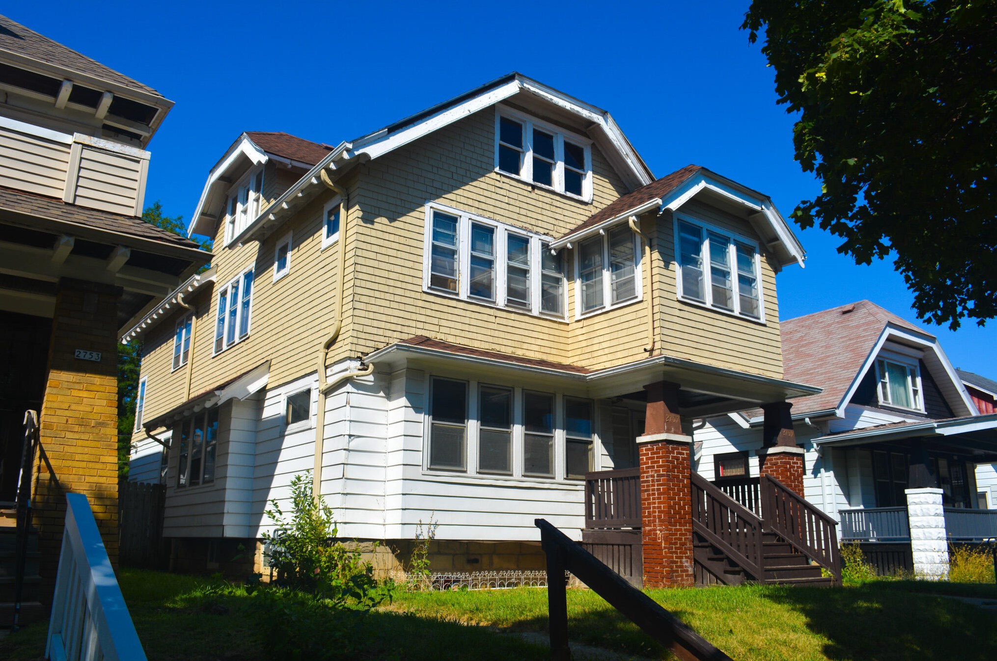 2757 51st St, Milwaukee WI  53219-3260 exterior