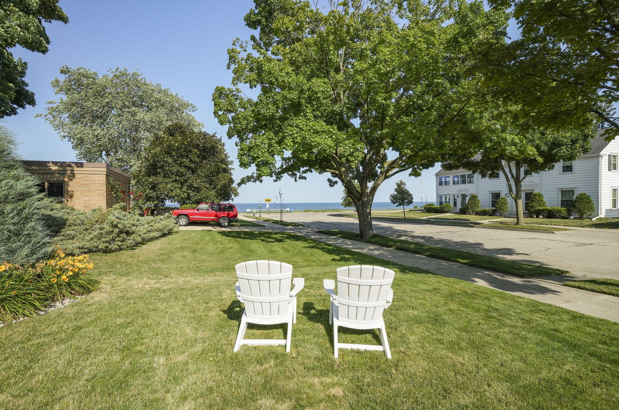 214 Wolff St, Racine, WI 53402-4268