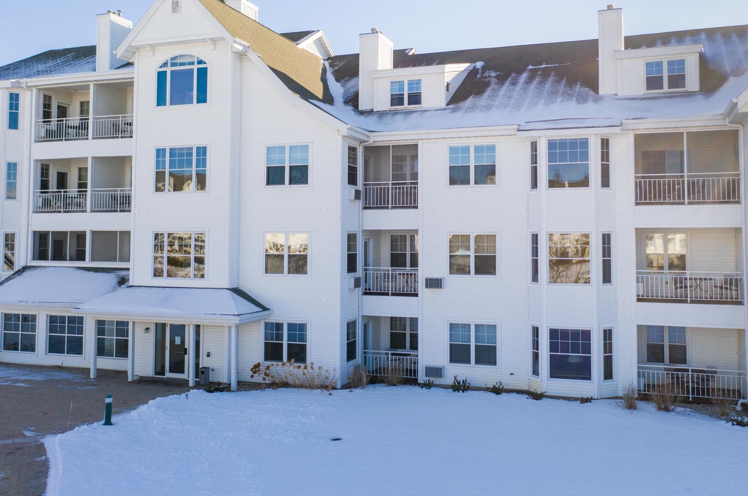 101 Osthoff Ave, Elkhart Lake WI  53020-1976 exterior
