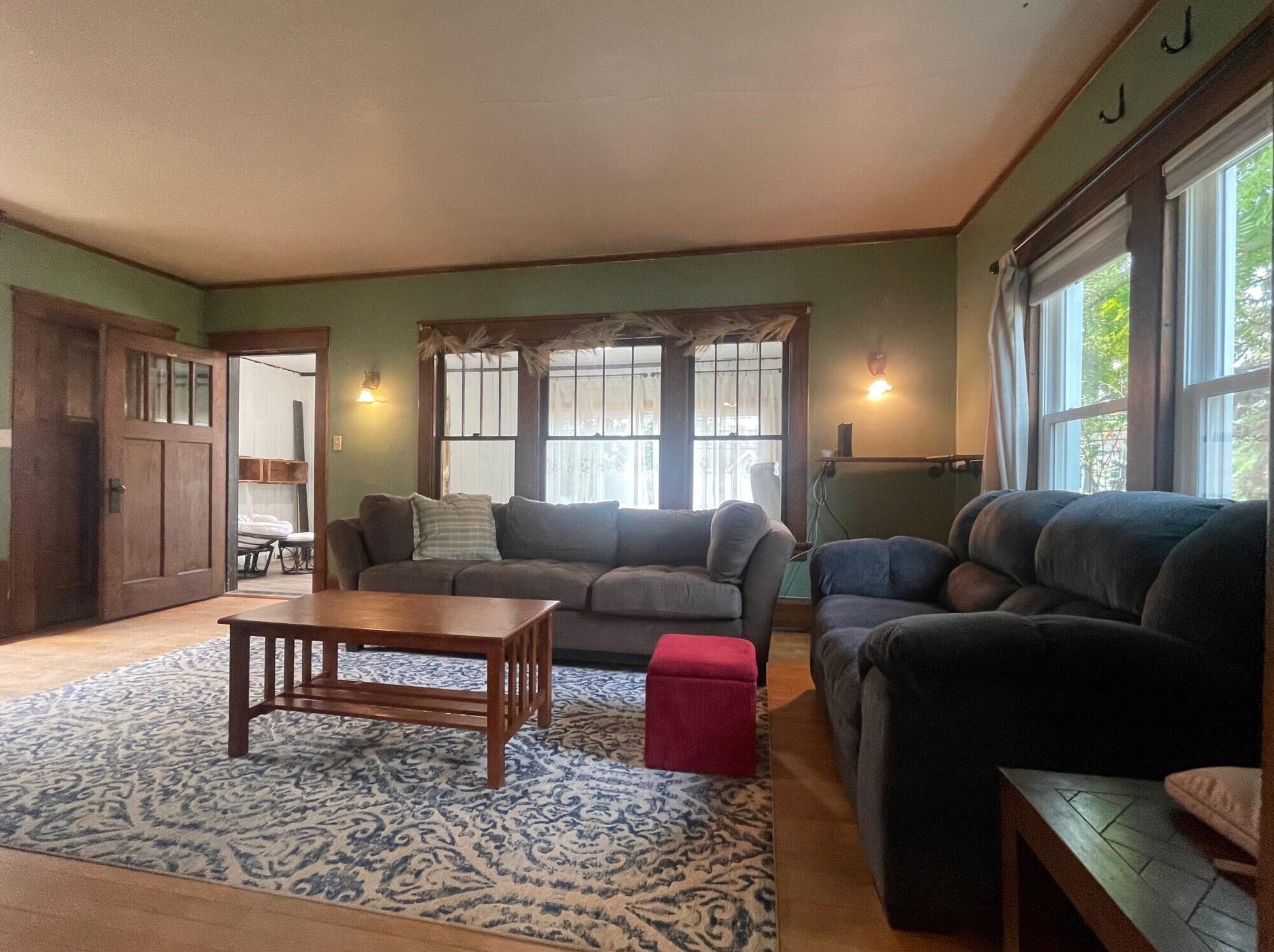 421 Sherman Ave, Fort Atkinson, WI 53538-1956