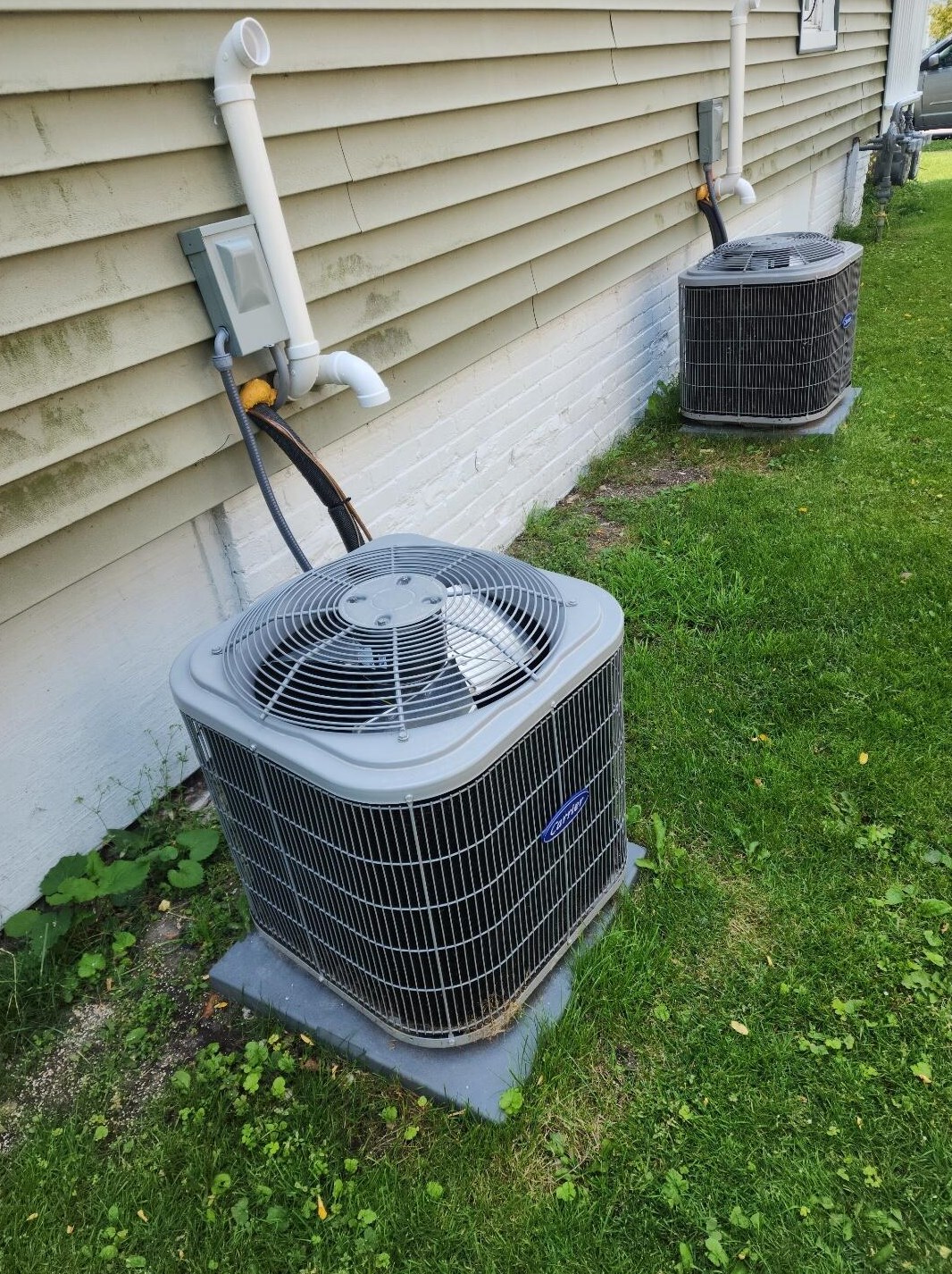 1713 Howe St, Racine WI 53403-2609 exterior