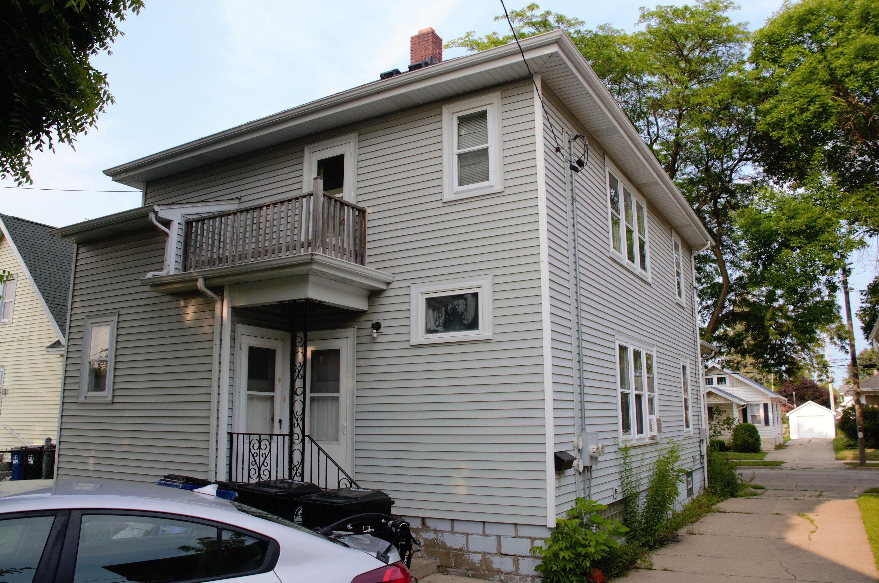 622 Hayes Ave, Racine, WI 53405-2544