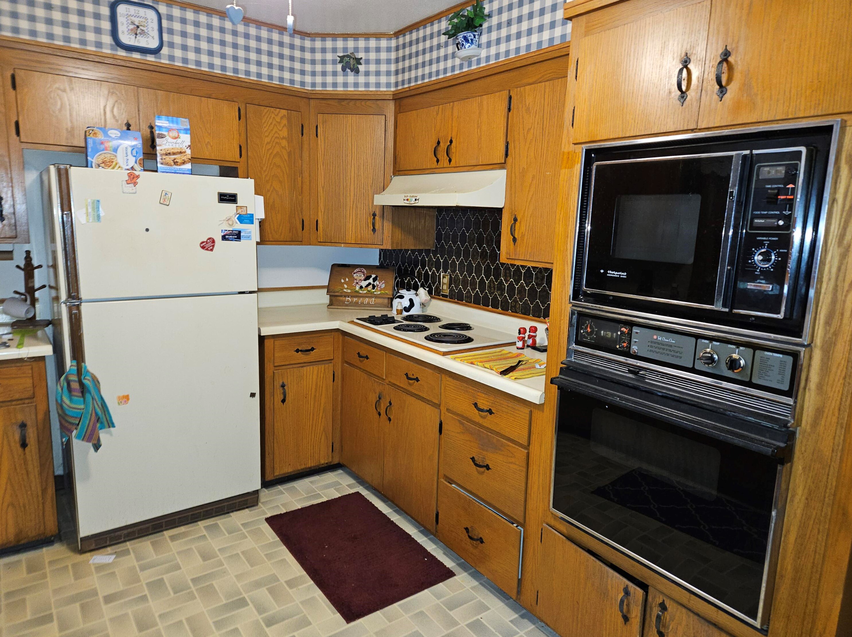 424 Braun Ave, Jefferson, WI 53549-2110