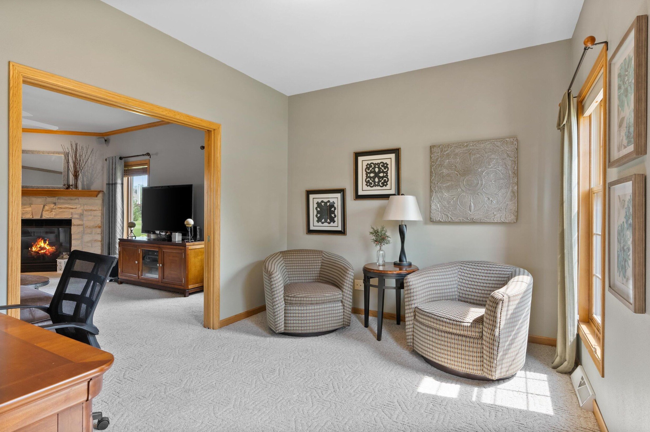 108 Long Mdw Dr, Chenequa WI 53029-2904 exterior