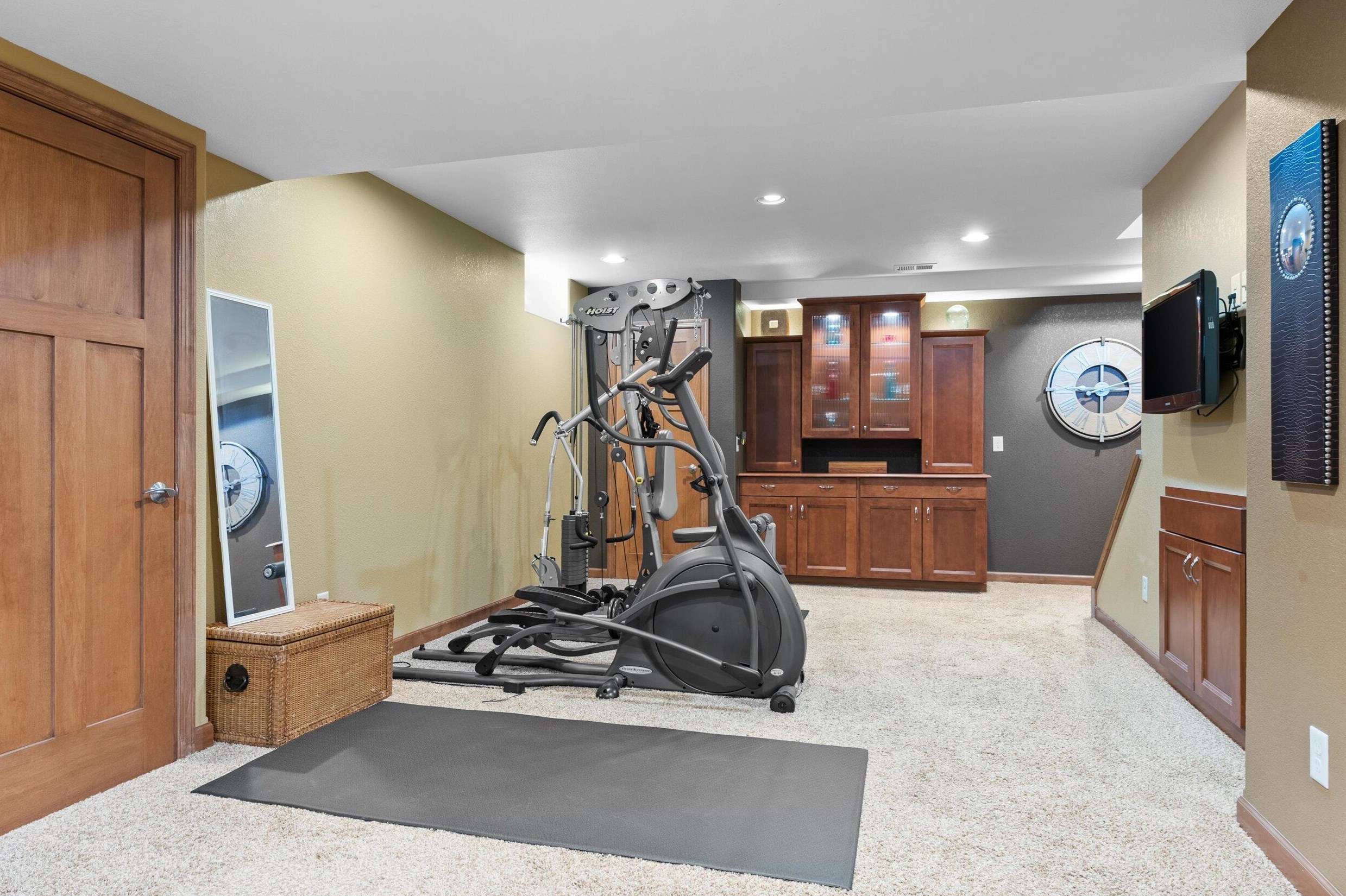 108 Long Mdw Dr, Chenequa WI 53029-2904 exterior