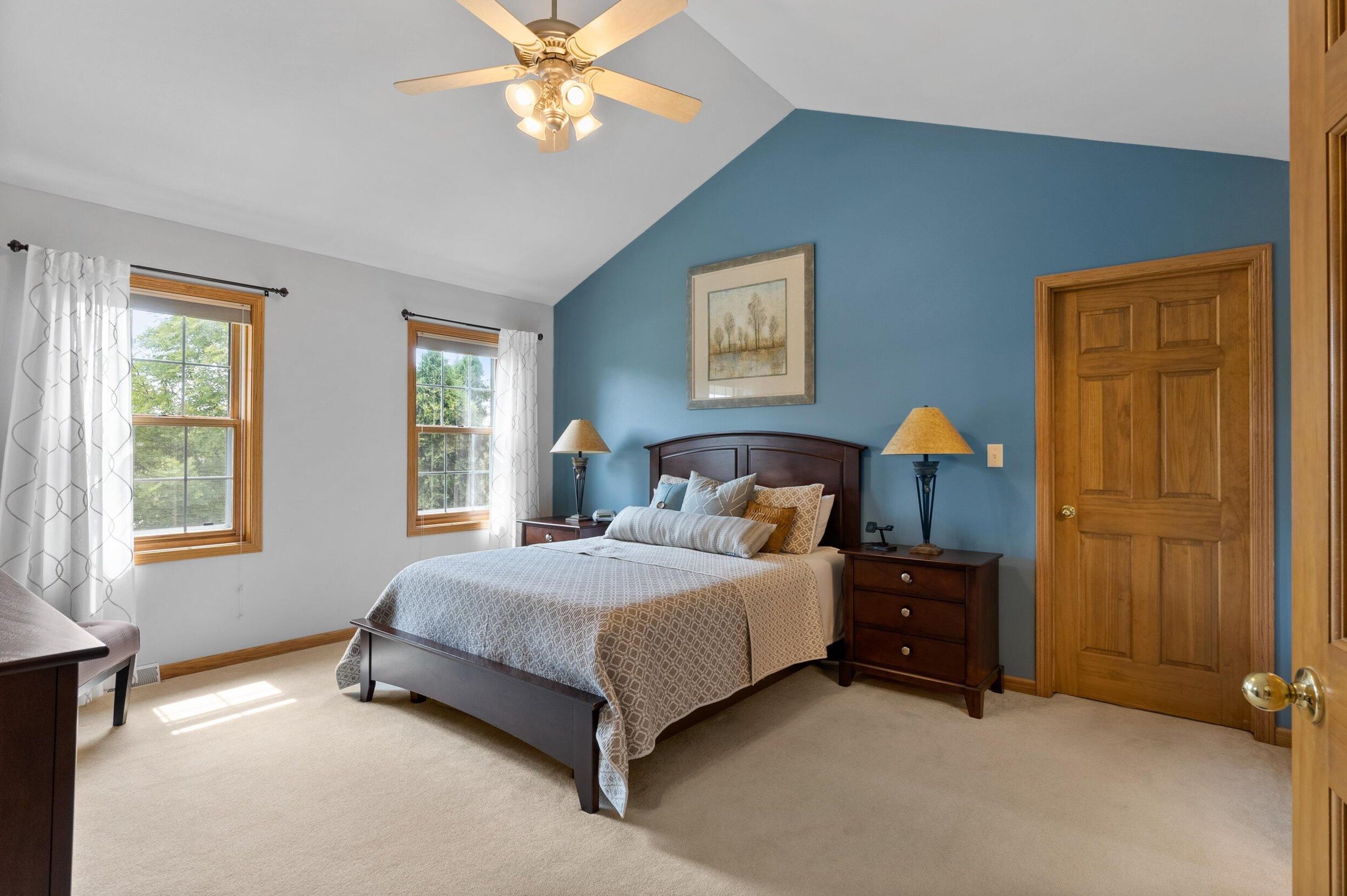 108 Long Mdw Dr, Chenequa WI 53029-2904 exterior