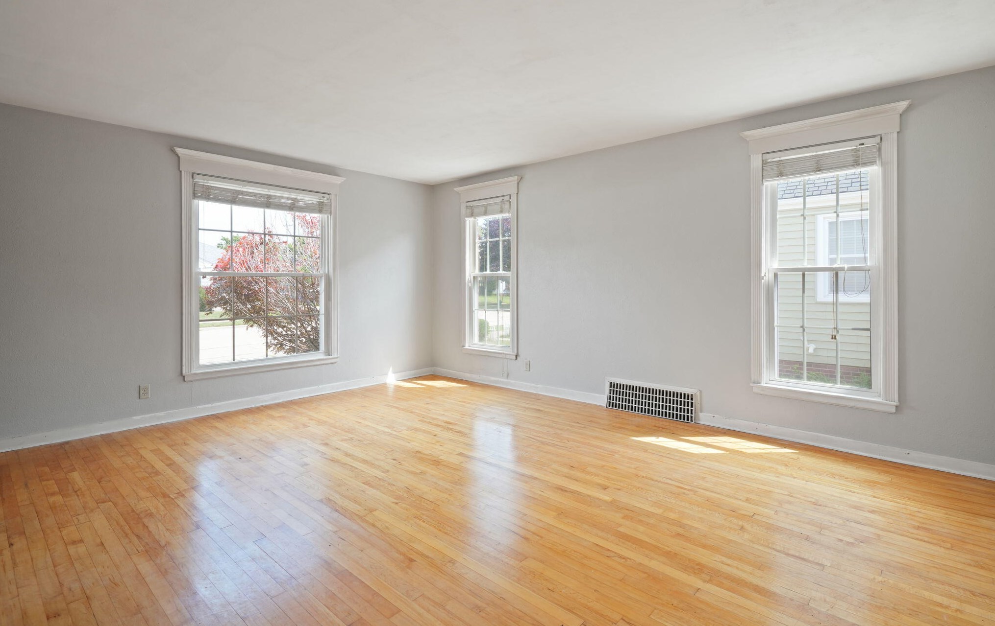 1115 Isabelle Ave, Racine, WI 53402-4127