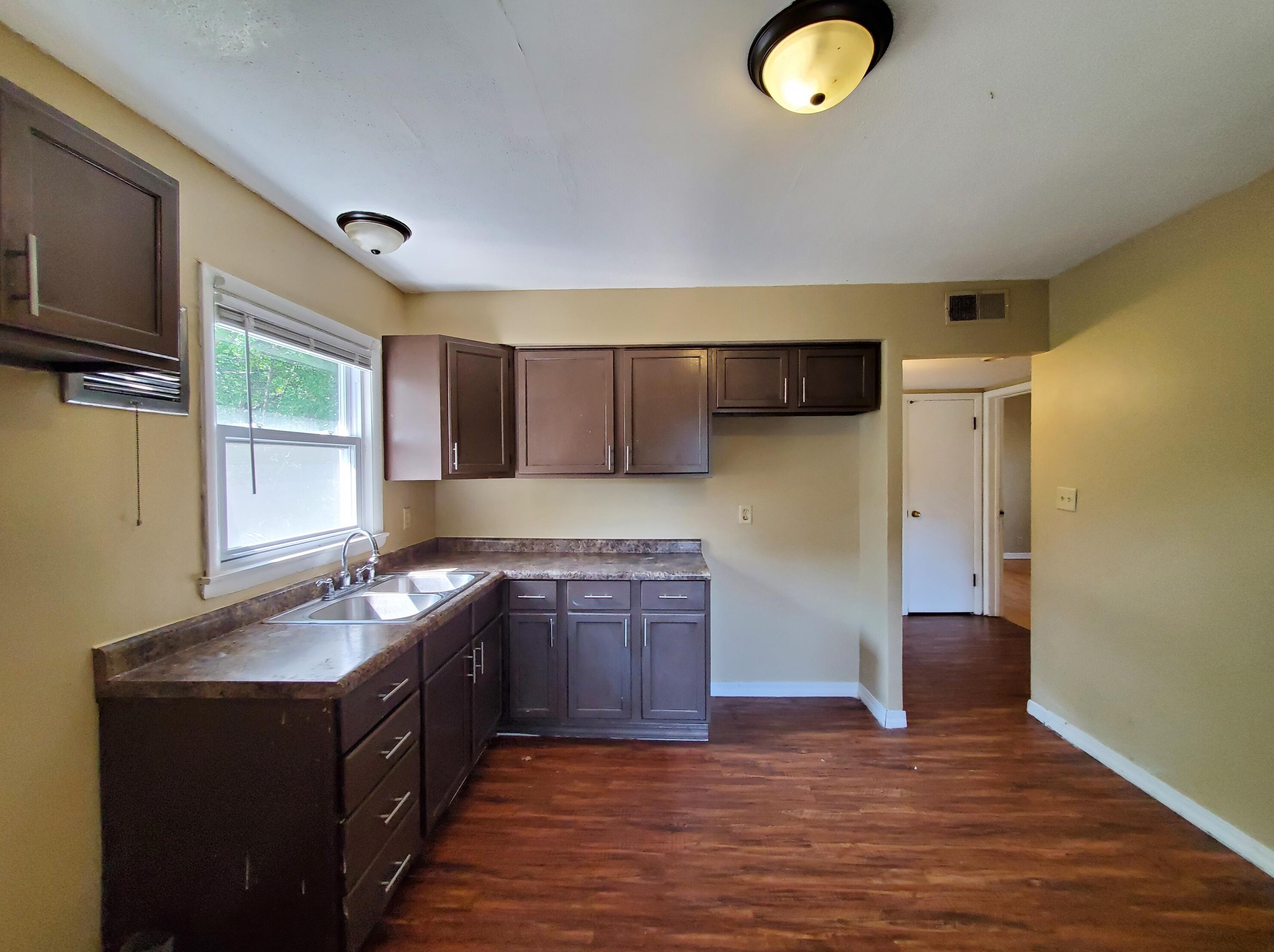 4845 N 58th St, Milwaukee, WI 53218