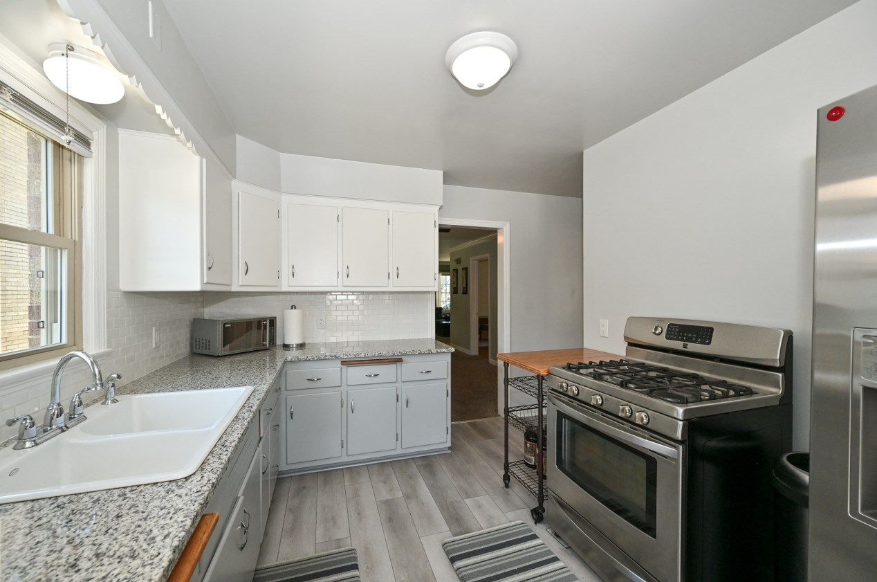 5529 Brooklyn Pl, Milwaukee WI 53216-3140 exterior