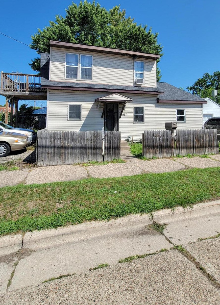 617 Hagar St, La Crosse, WI 54603