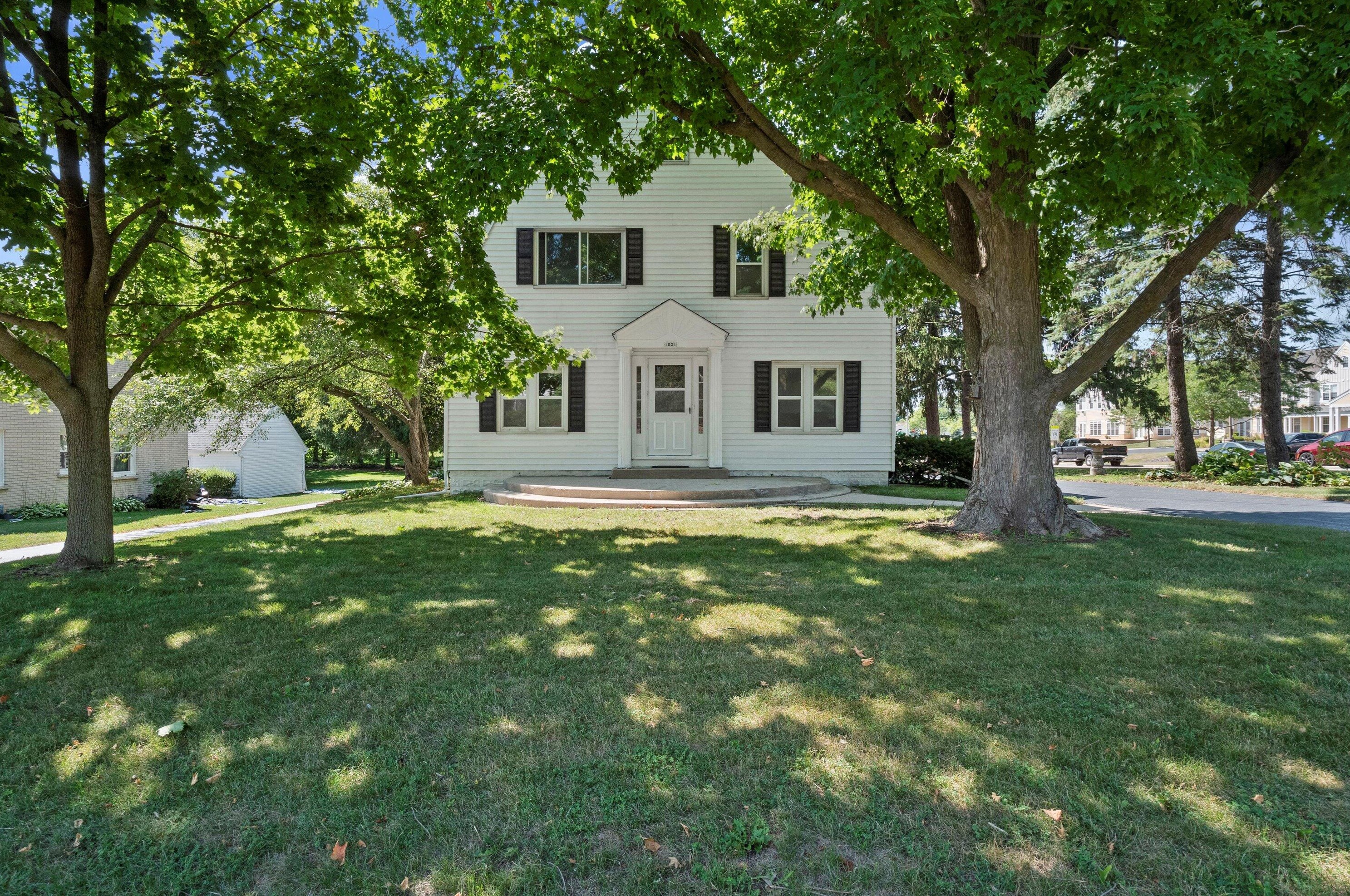 1021 N Main St, Hartford, WI 53027