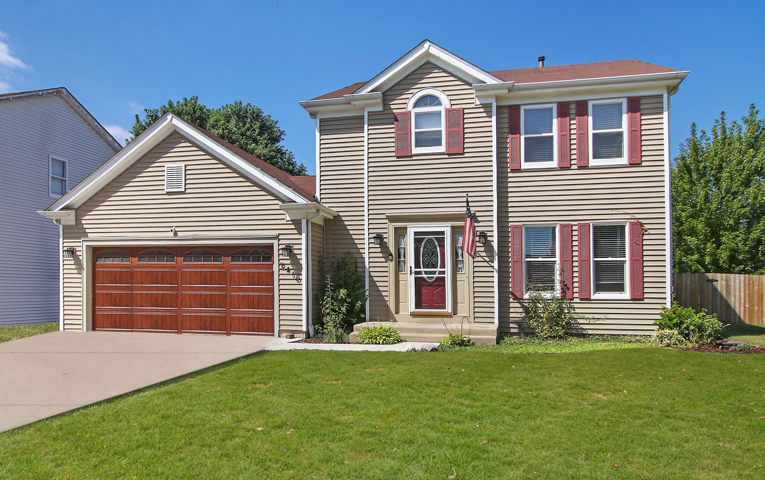 9410 74th St, Kenosha, WI 53142
