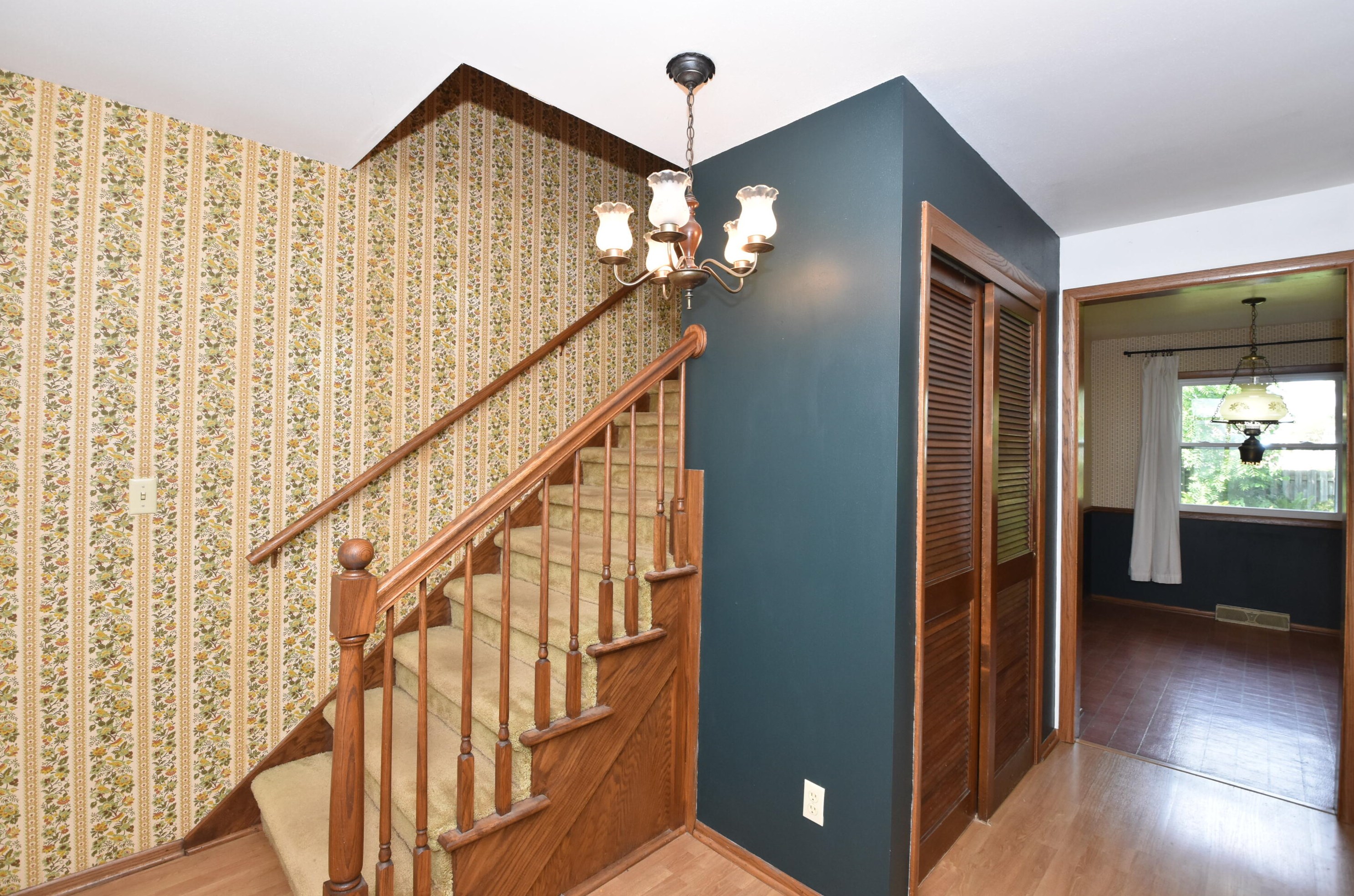 1518 Autumn Dr, Racine WI 53402-1816 exterior