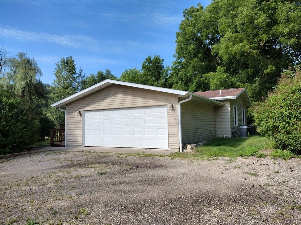 17125 Campfire Dr, Ferryville, WI 54628