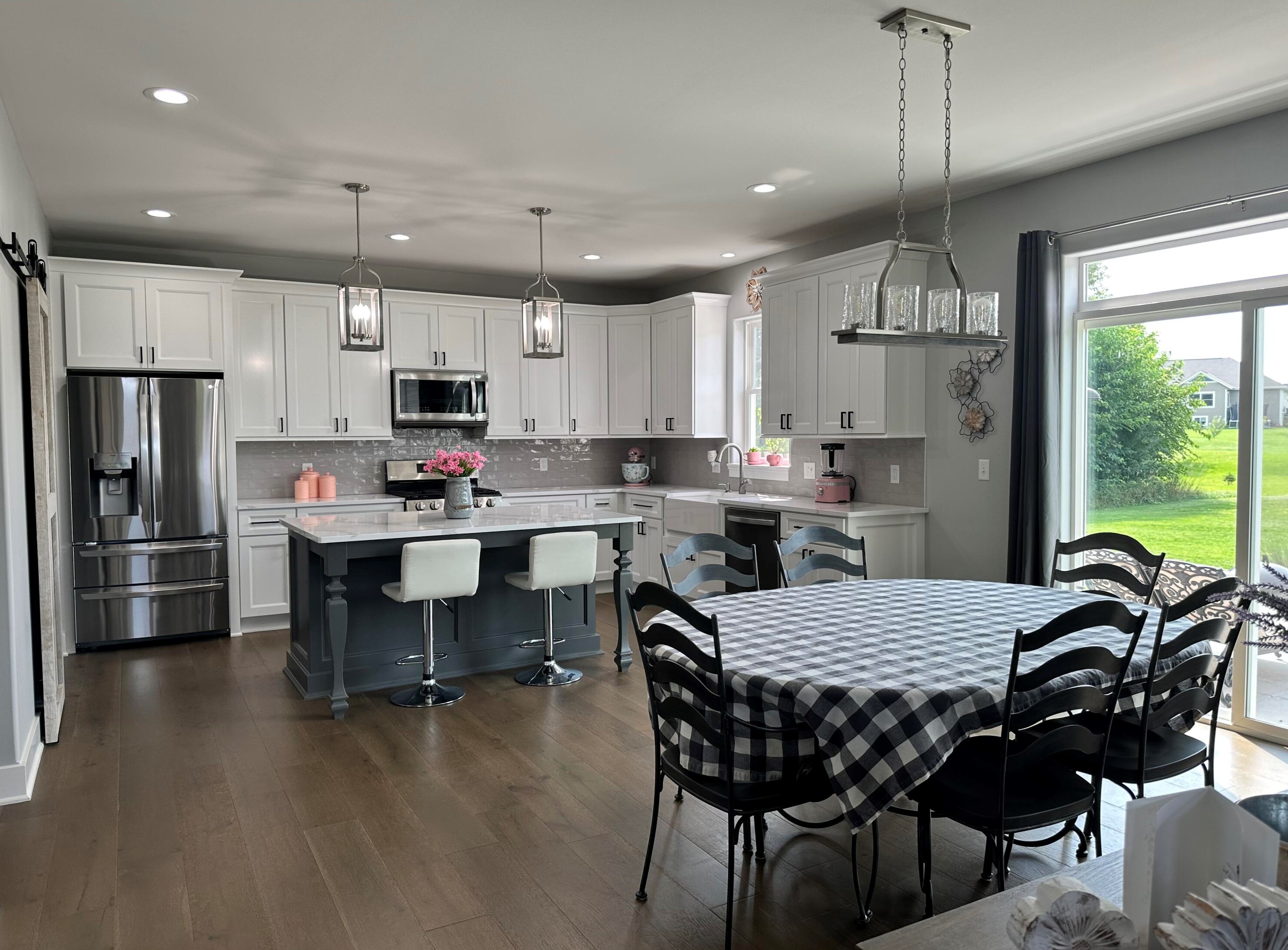 825 Leeds Dr, Eagle, WI 53119