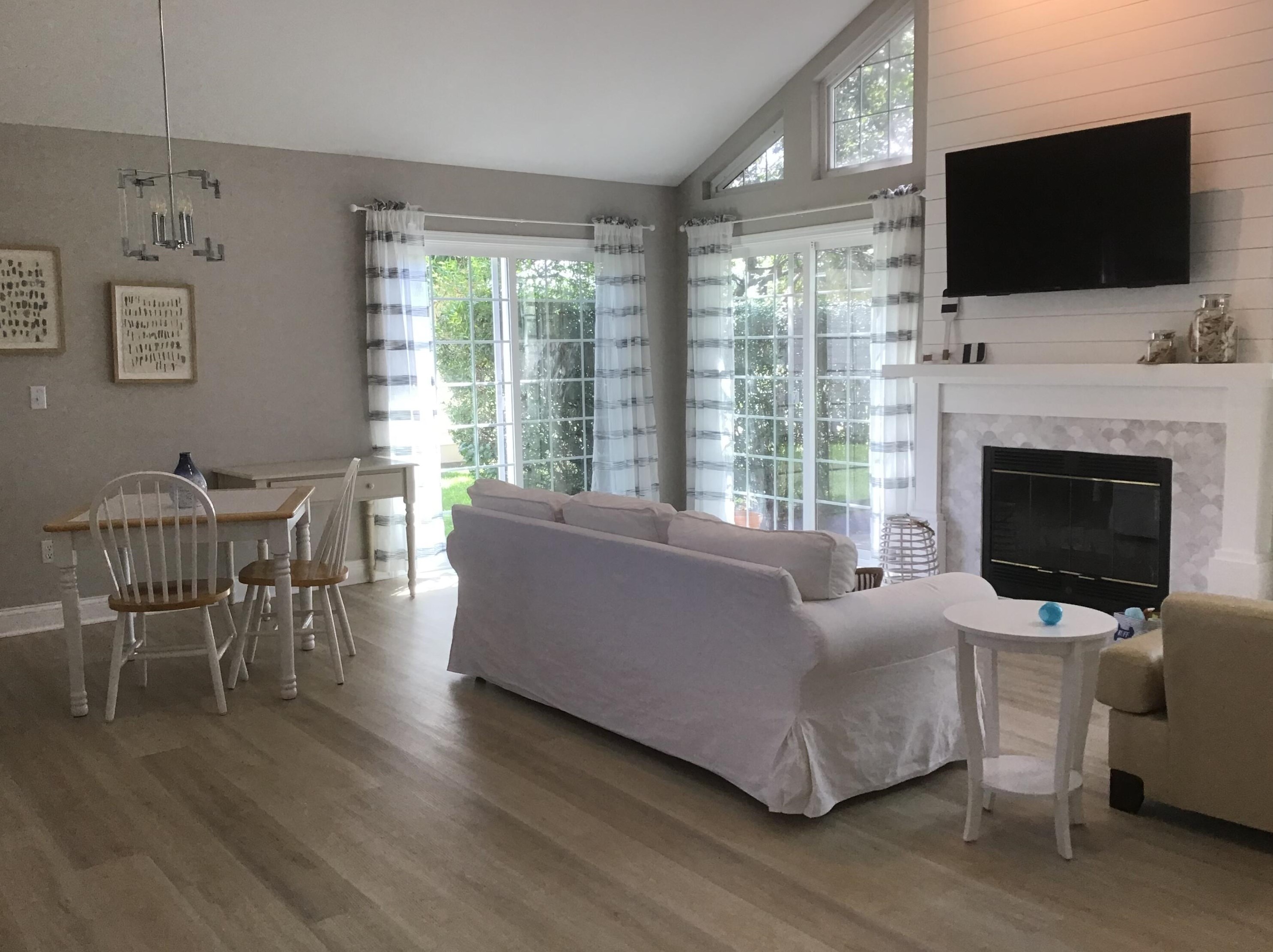 1660 Cottage Dr #7-45, Lake Geneva, WI 53147